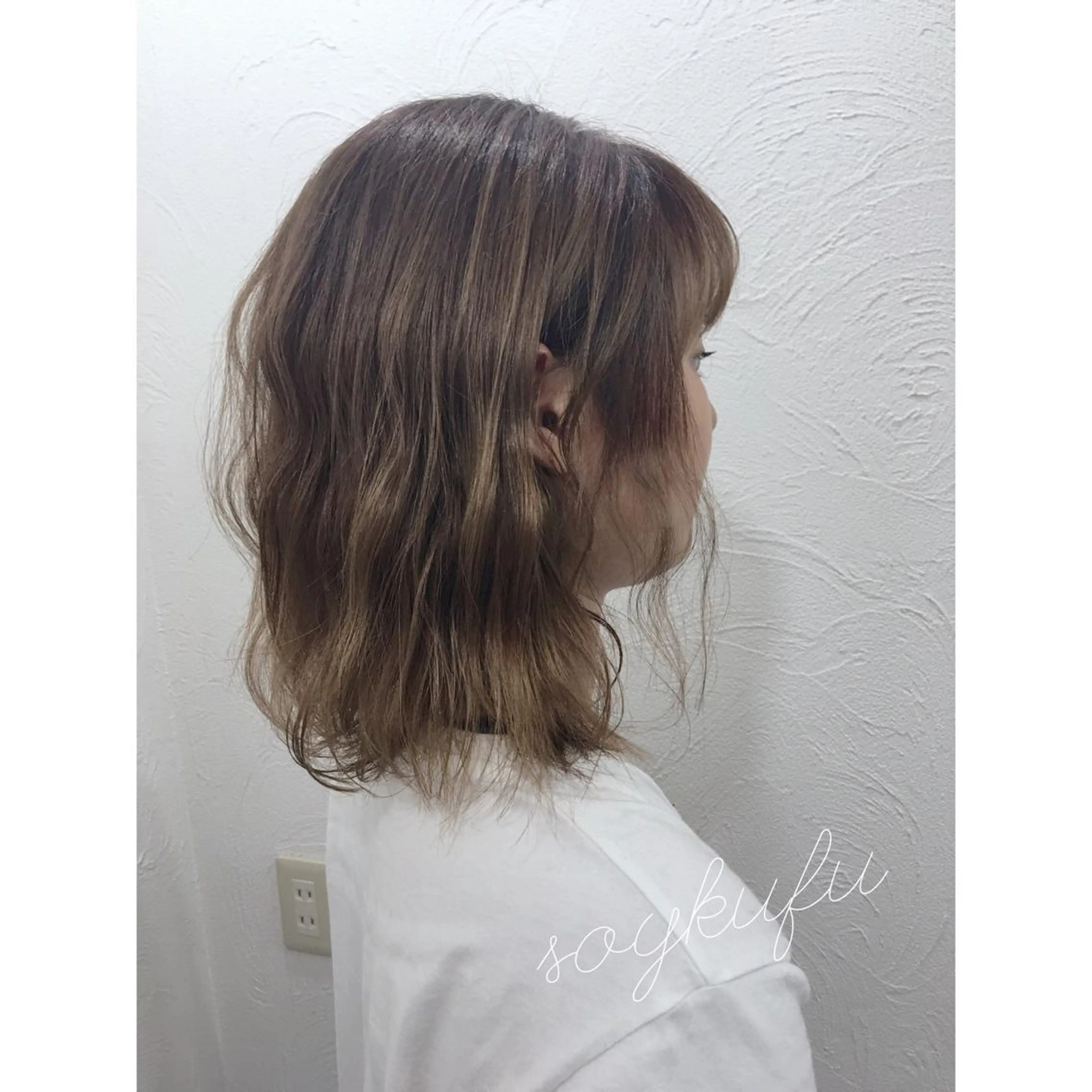 ミディアム 【今だけブリーチ 限定価格💕】すみのヘアスタイル