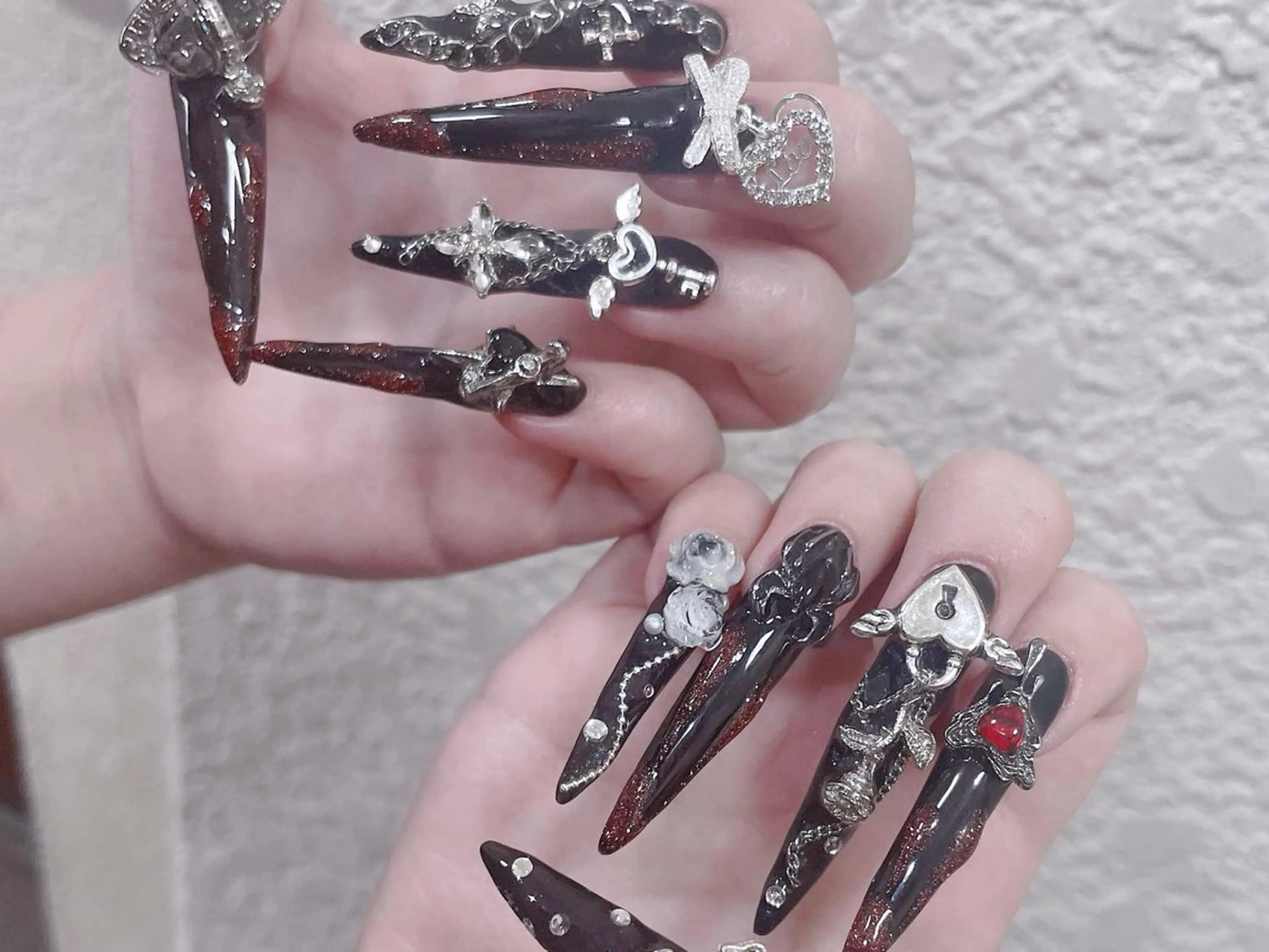 ネイル 成人式 ジェルネイル ロングネイル マグネットネイル ミディアムネイル ハンドネイル Momoa nail salon所属・MoMoA Nail ネイル長さ出し専門店のネイルデザイン