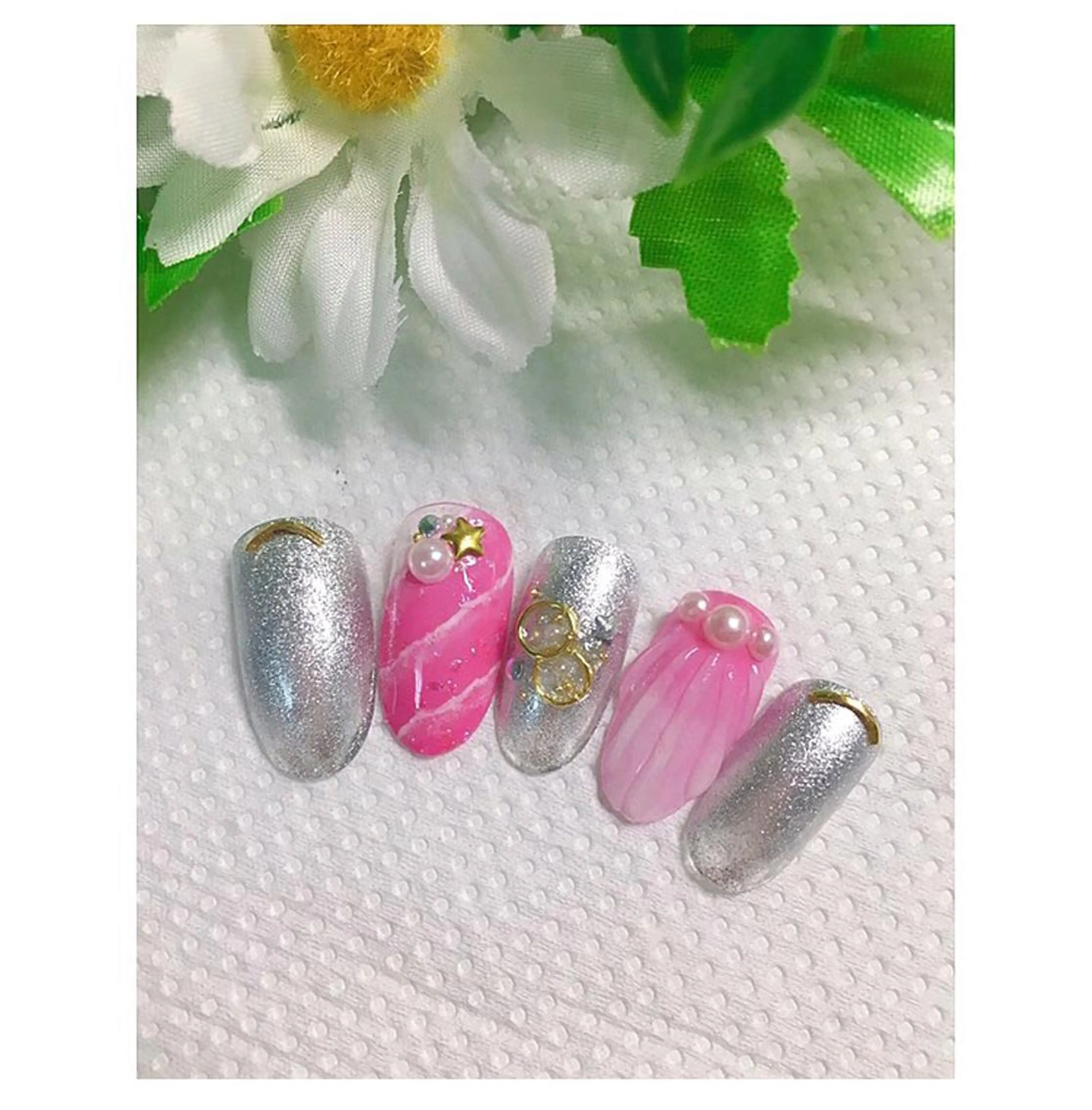 ネイル 宮本 百合子のネイルデザイン