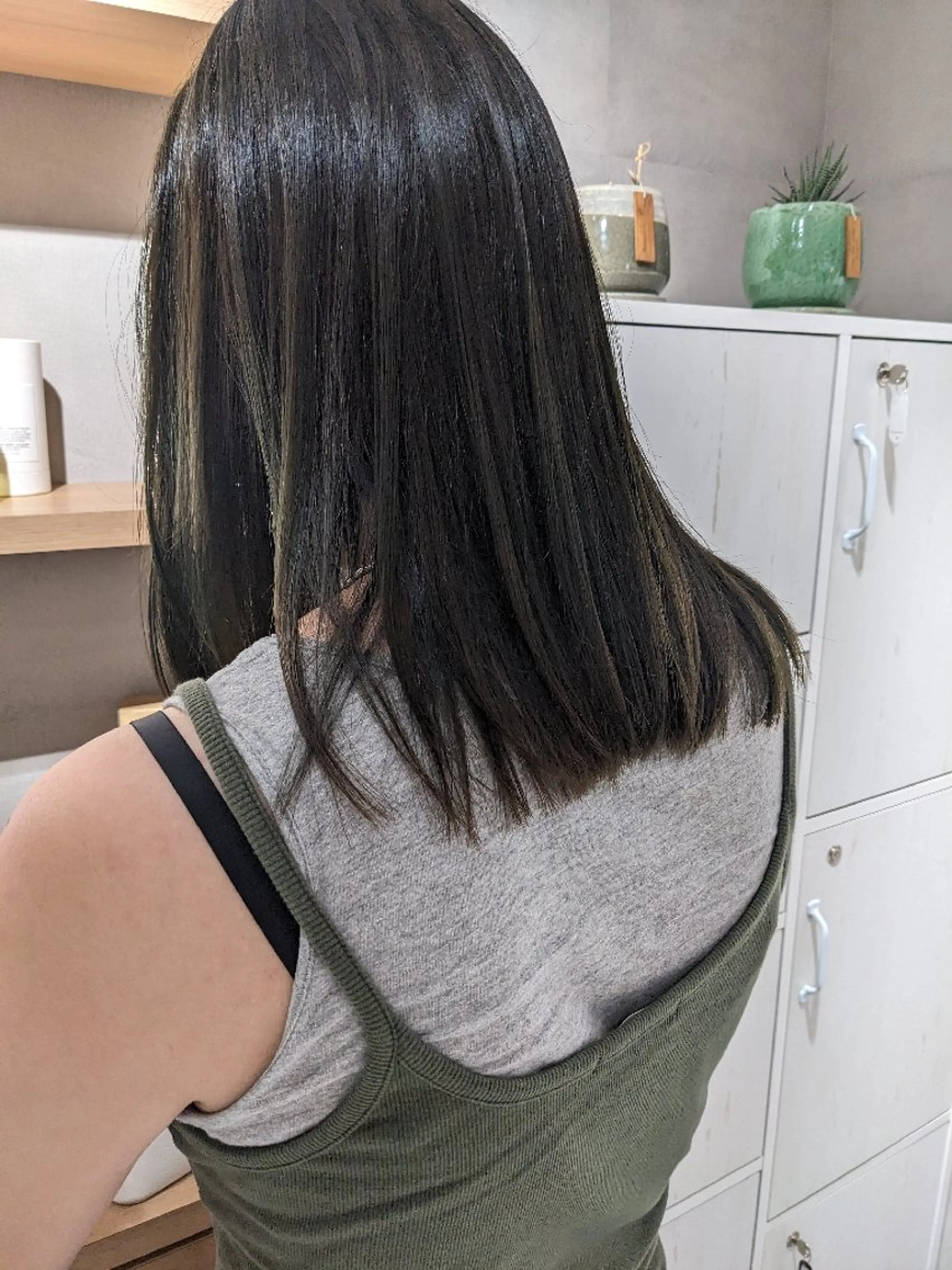 セミロング 髪質改善 トリートメント ヘアカラー トリートメント 髪質改善/ヘッドスパ 谷戸佑樹のヘアスタイル