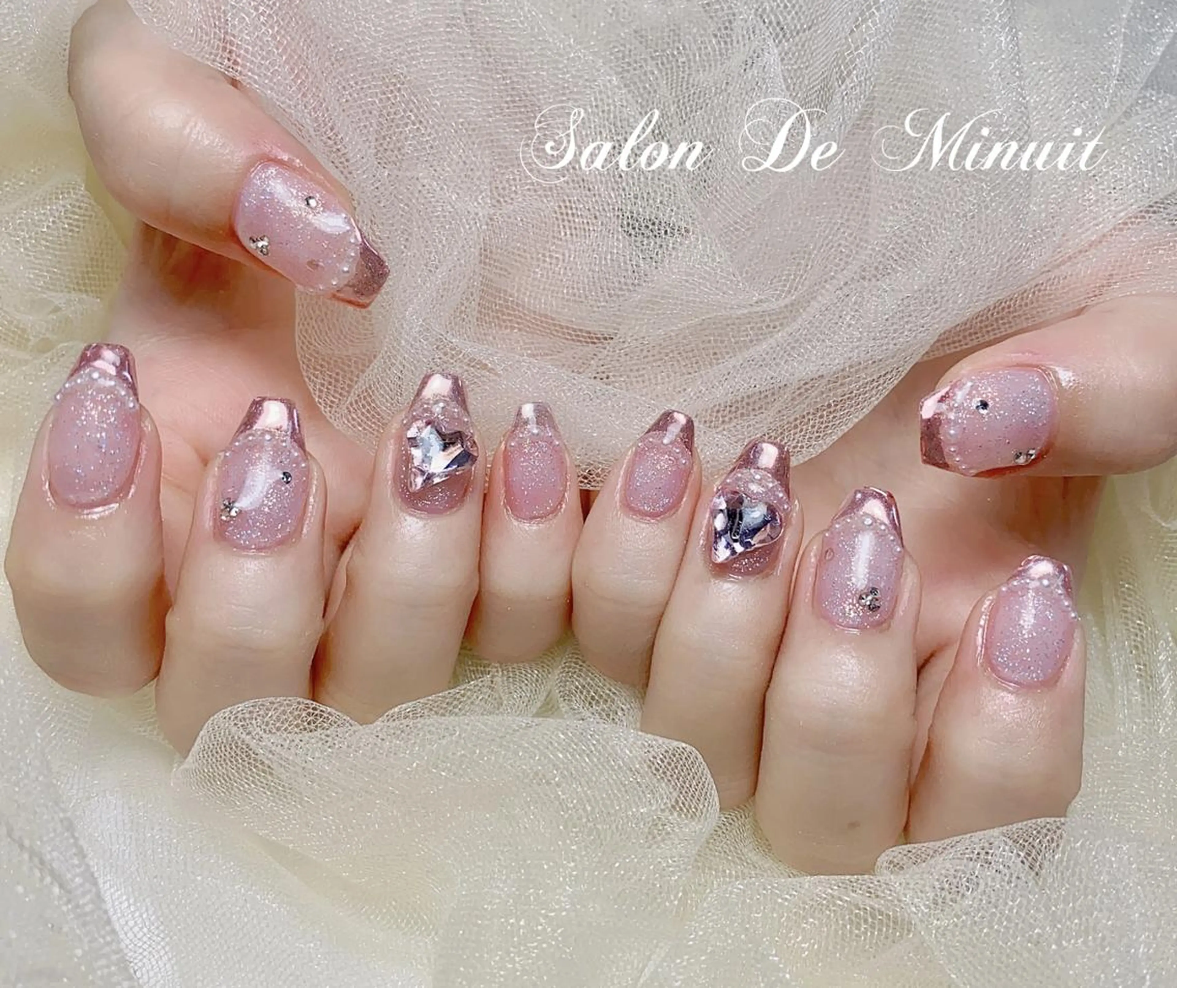 ネイル セミロング ハンドネイル ハンドケア Salon de Minuit🦩のネイルデザイン