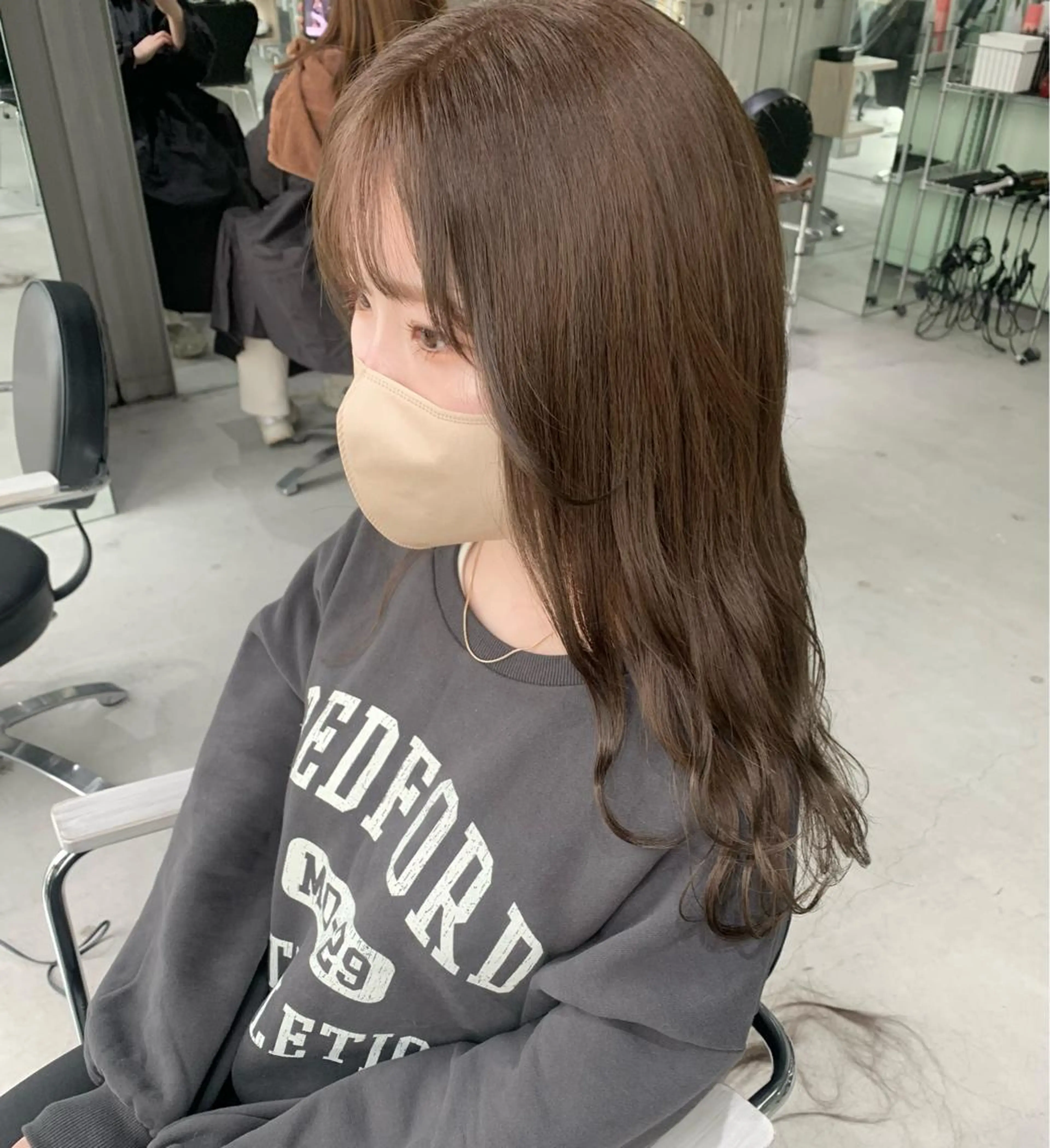 ロング カラー ヘアカラー トリートメント 暖色/まろベージュ/ シカタユウカのヘアスタイル