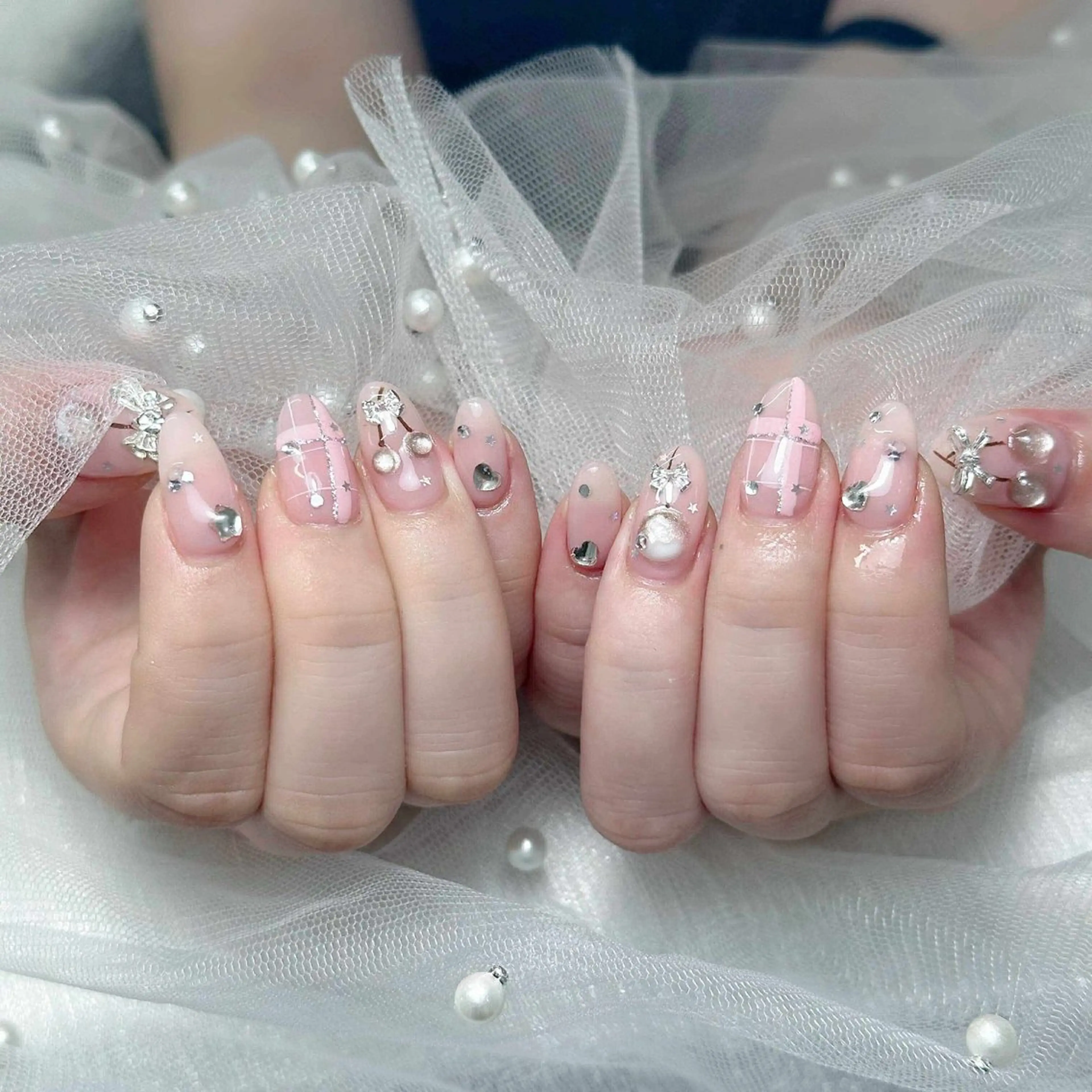 ネイル ヒェウ Nail Nambaのネイルデザイン