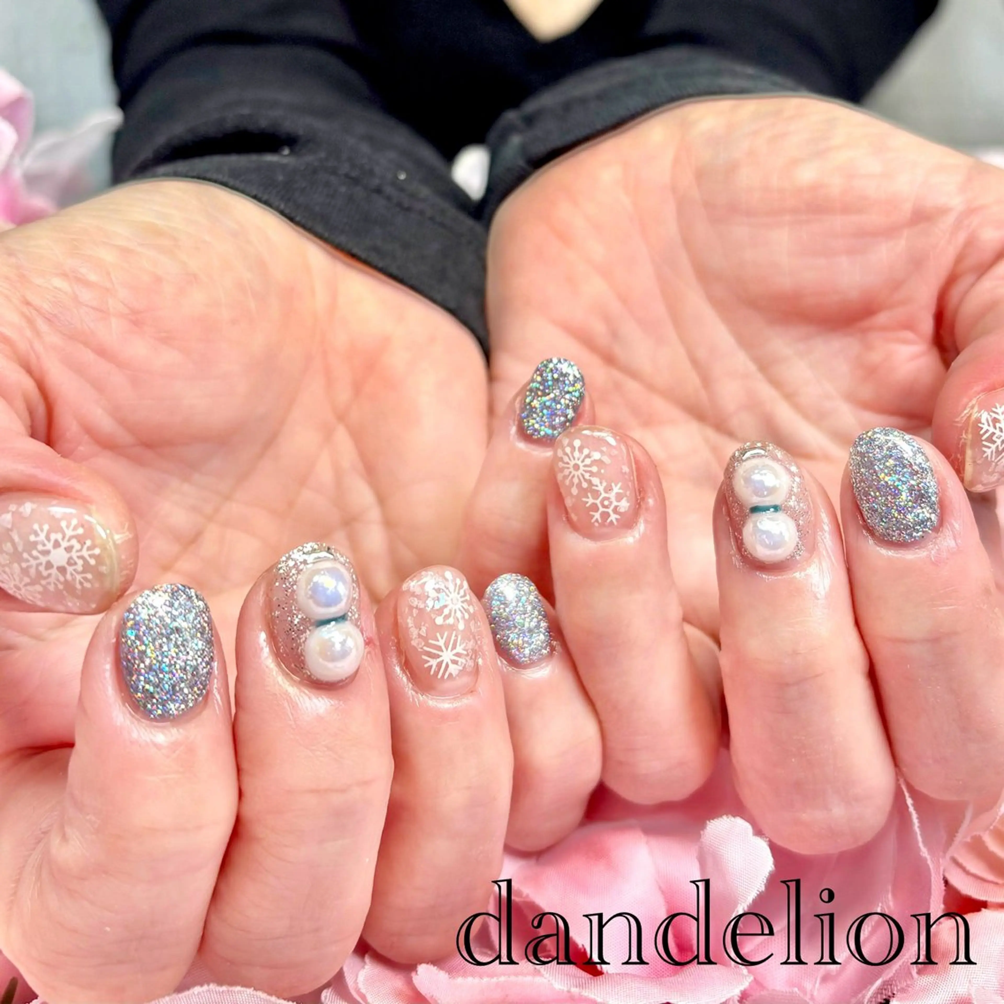 ネイル ハンドネイル ハンドケア dandelion ダンデライオンのネイルデザイン