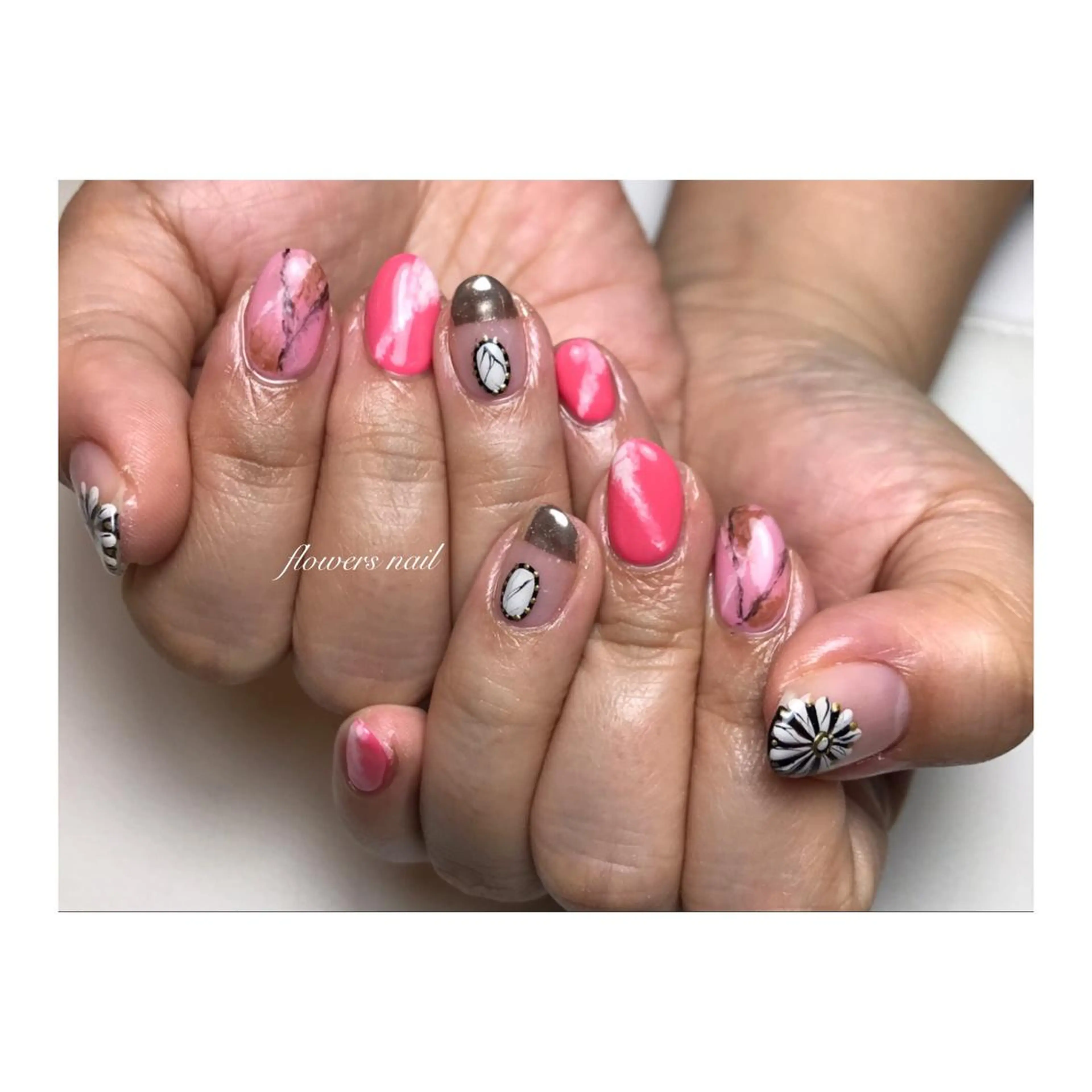 ネイル flowers nailのネイルデザイン