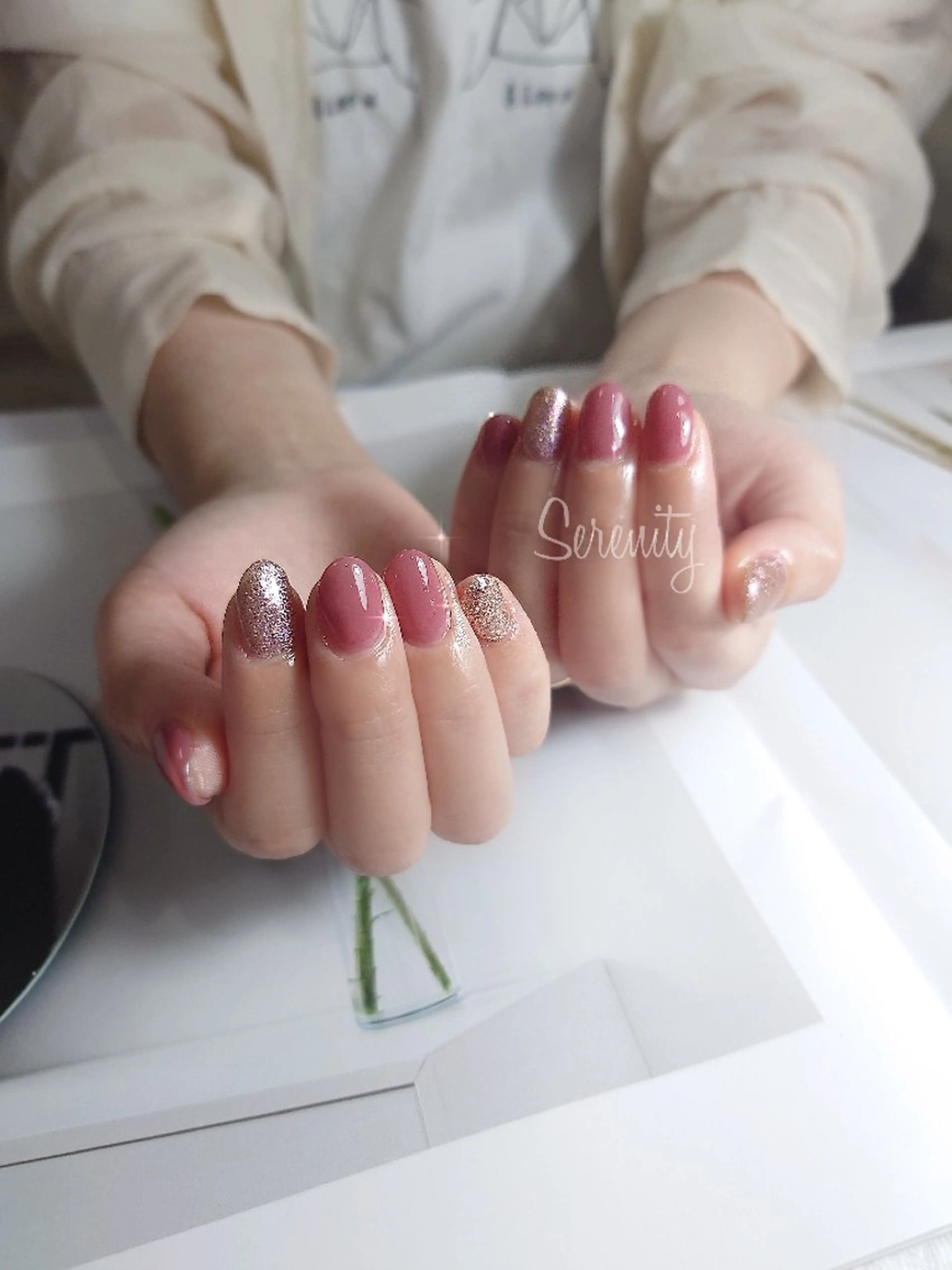 ネイル ラメ(グリッター) ワンカラーネイル ピンク パープル ハンドネイル nail  serenityのネイルデザイン