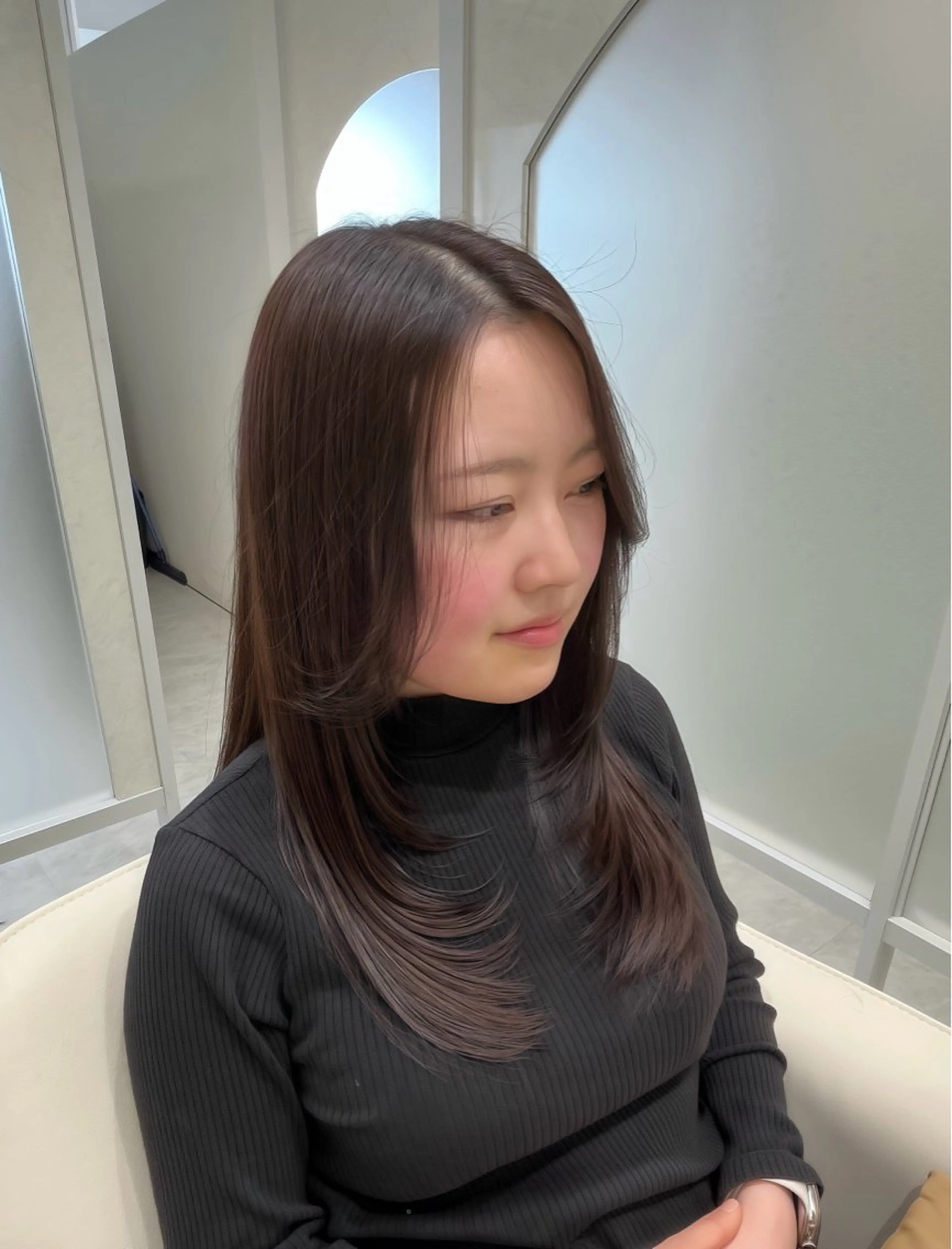 大人気レイヤーカット+美髪トリートメントの写真