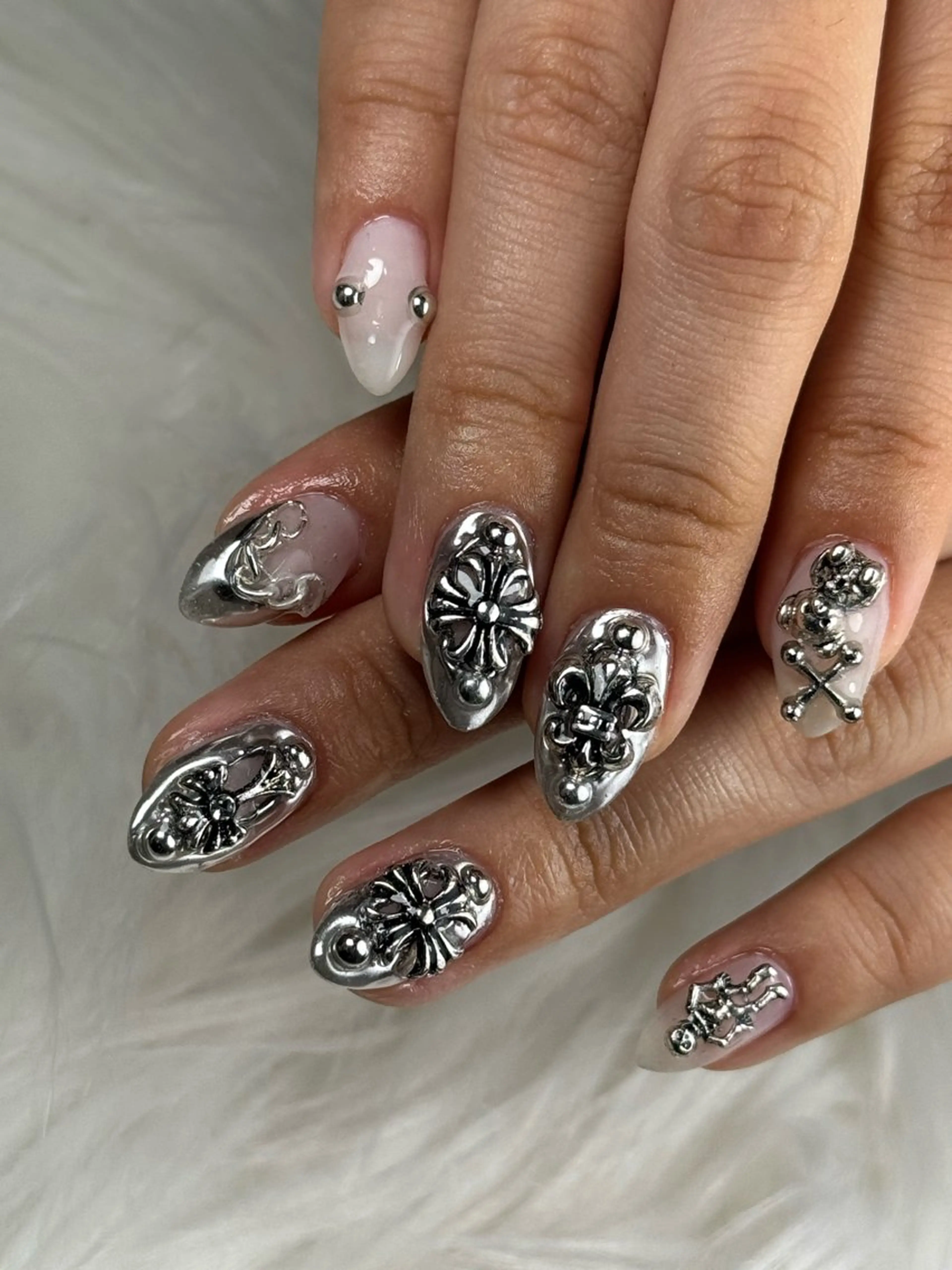 ネイル ハンドネイル Nail Salon L'arc所属・💊大阪/南船場 monica🧠のネイルデザイン