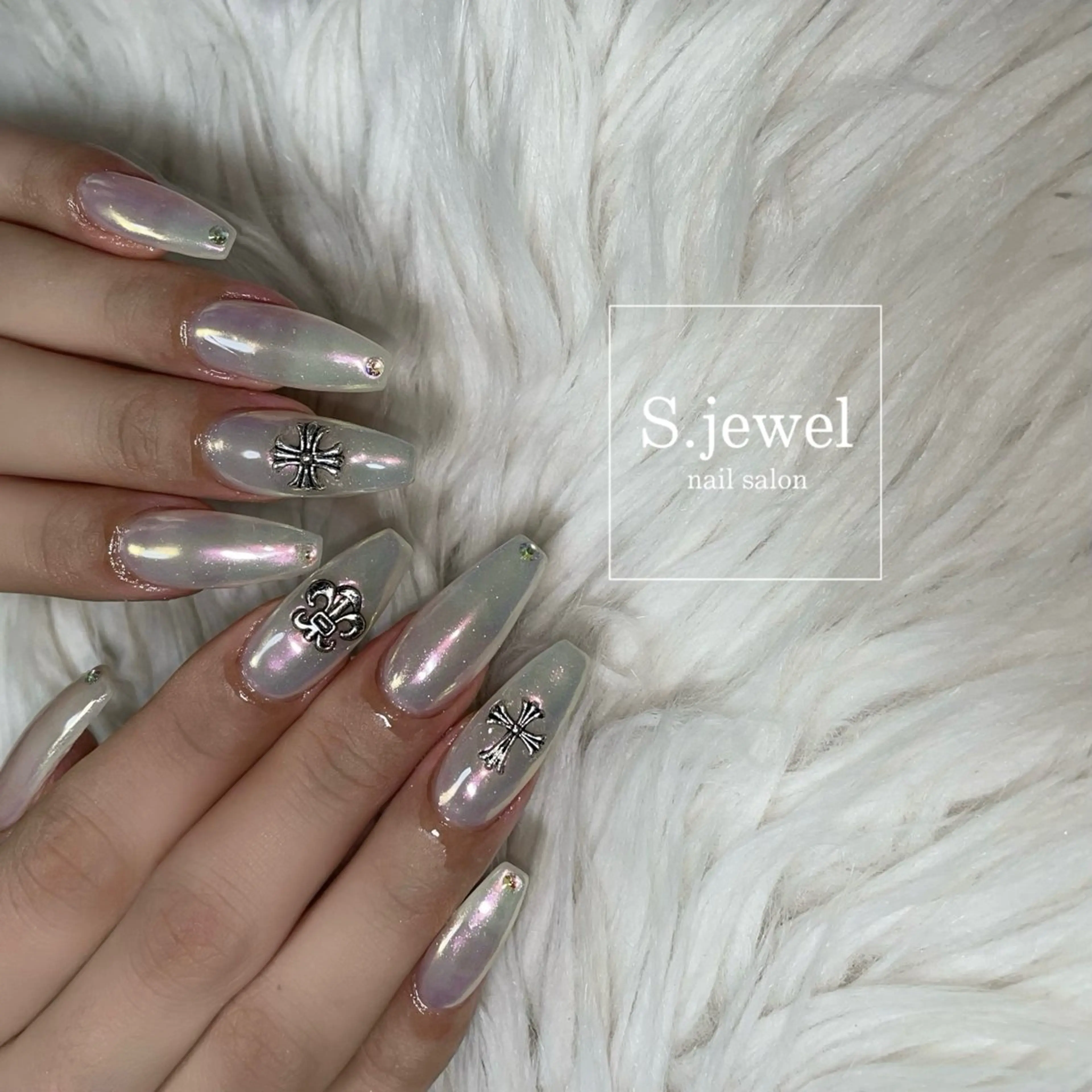 ネイル S♡JEWEL所属・S. JEWELのネイルデザイン