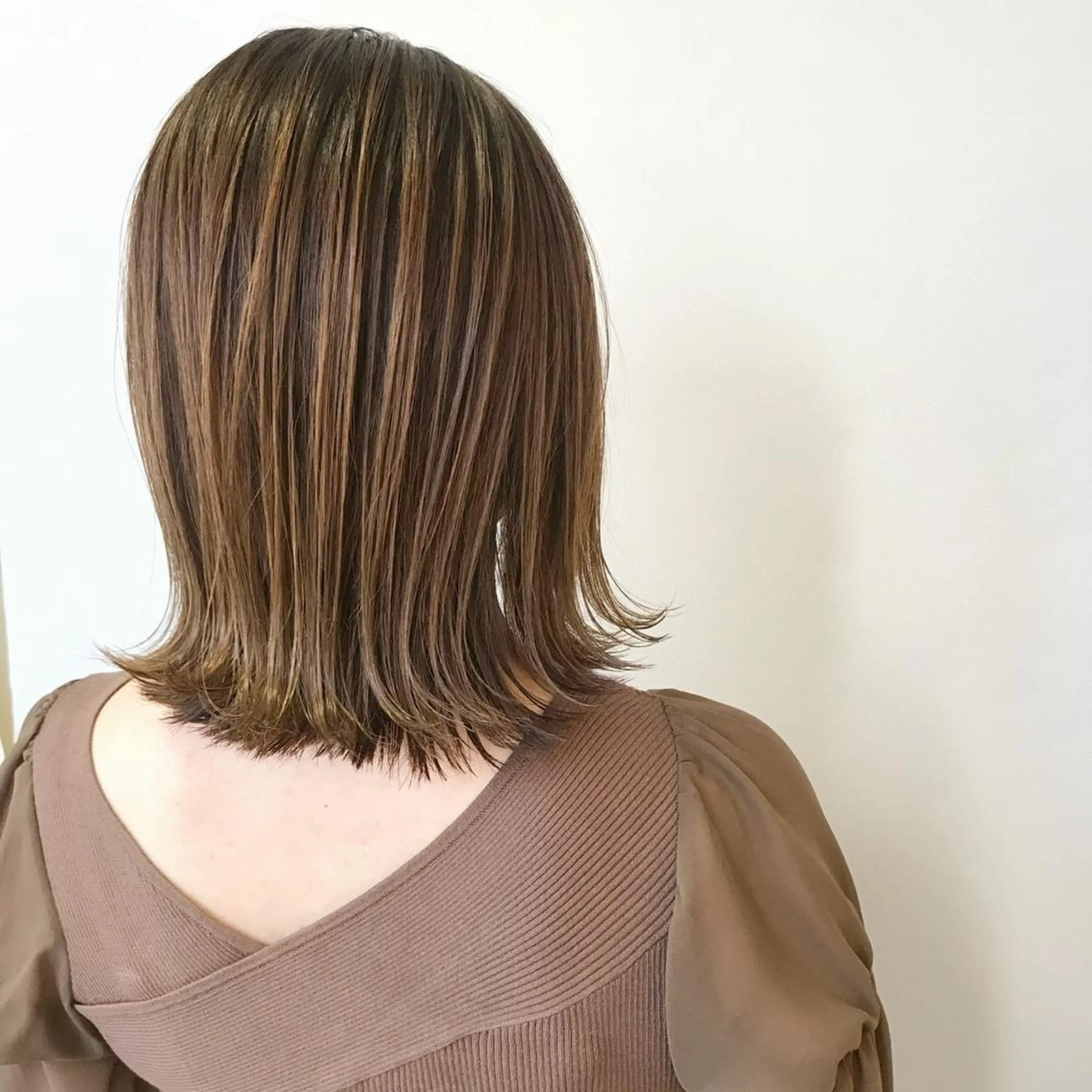 ミディアム くびれヘア 村中 仁人のヘアスタイル