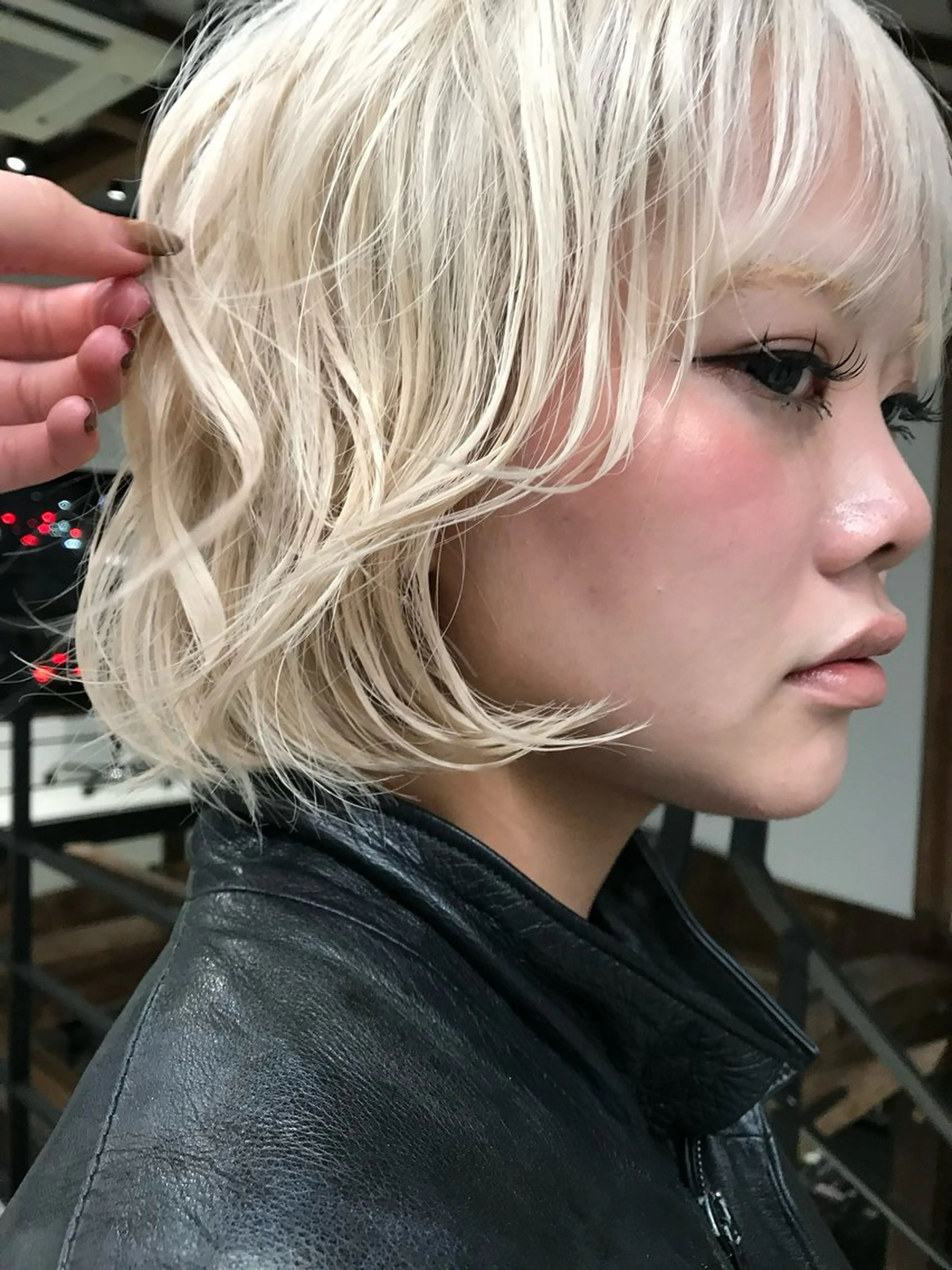 ミディアム hina KEEDAのヘアスタイル