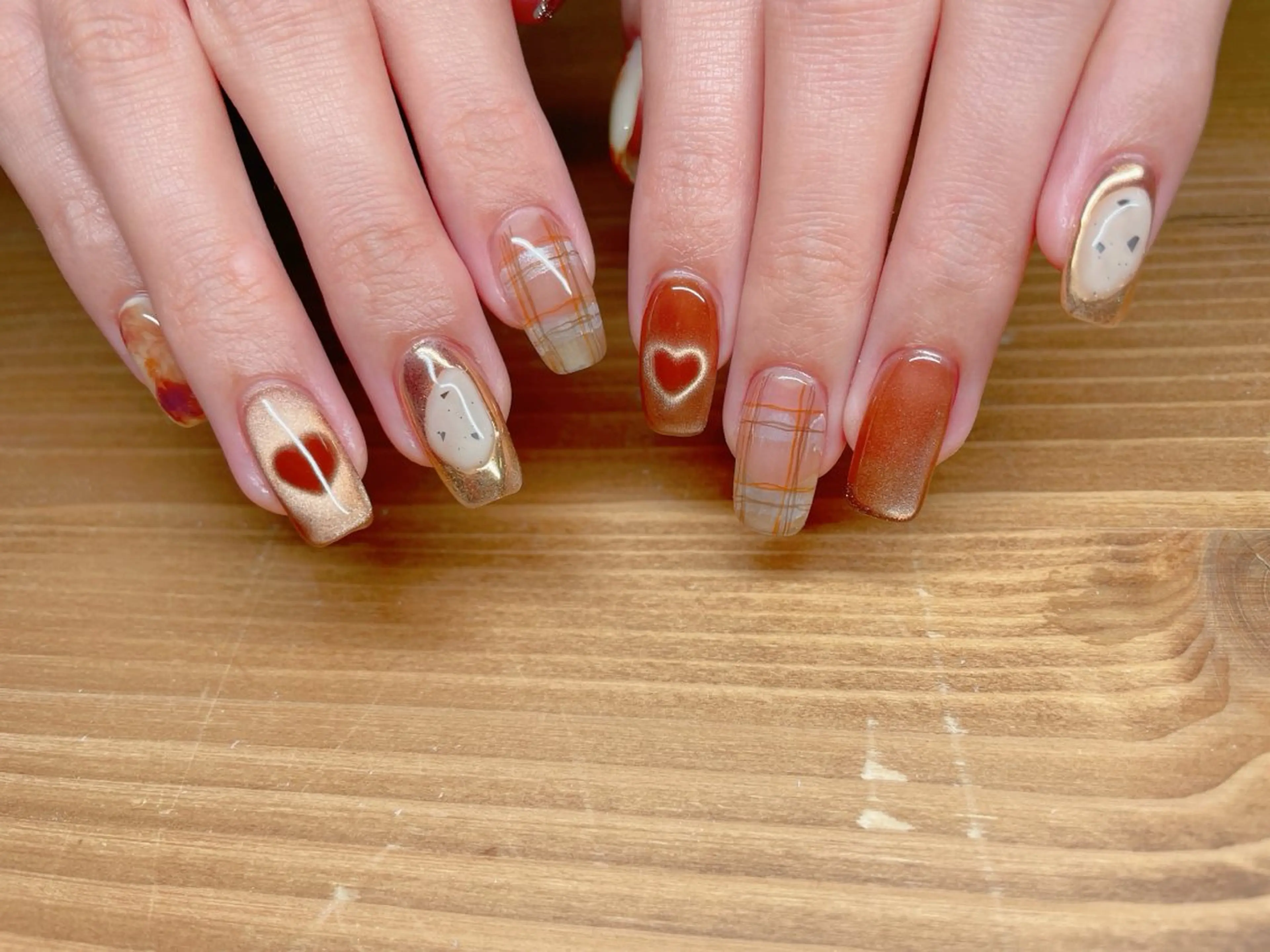 ネイル ハート nailroom  OHANA所属・nailroom OHANA🌴のネイルデザイン