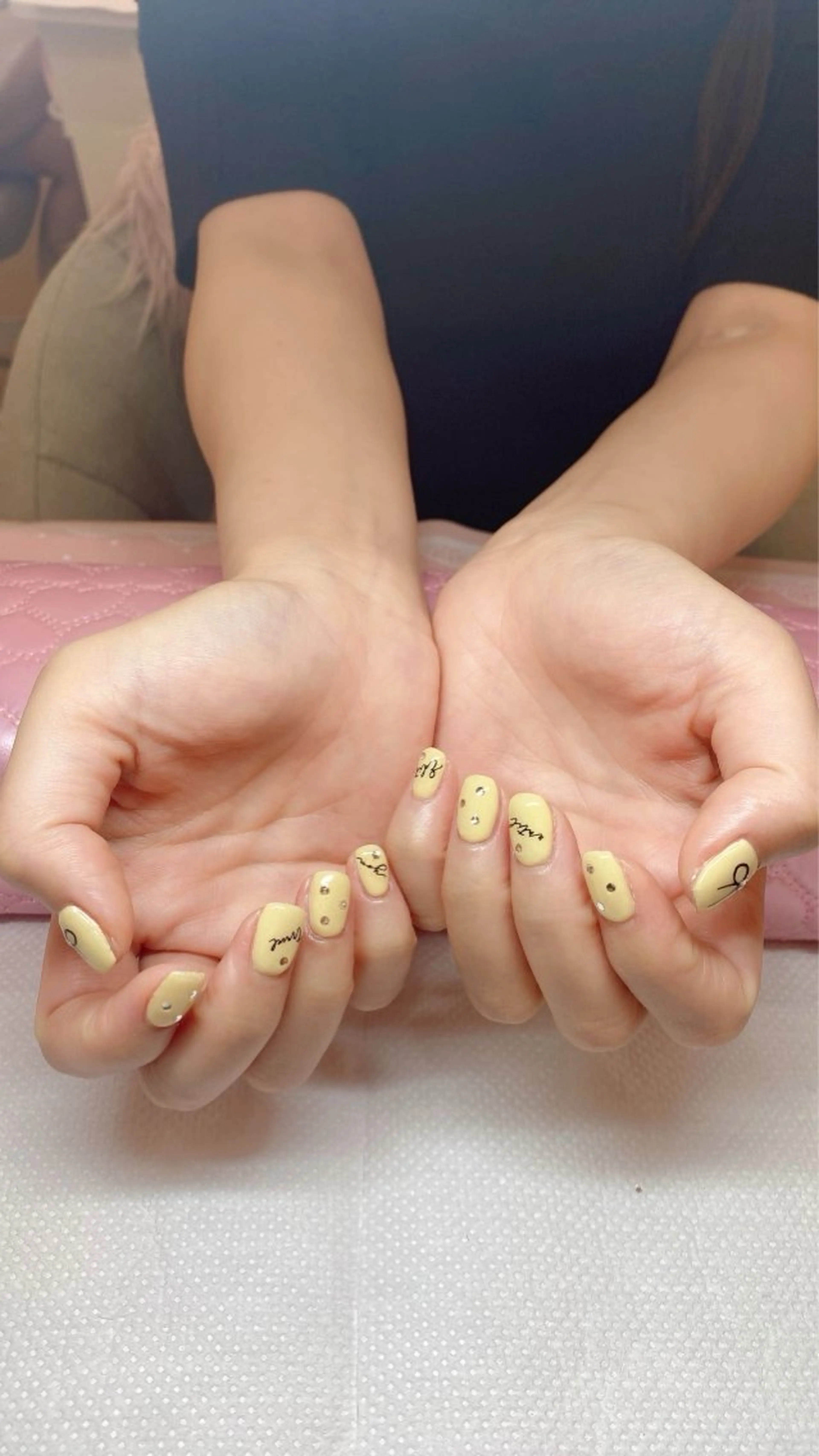 ネイル LEDアイラッシュ ∩_∩アオイのマツエク・マツパデザイン