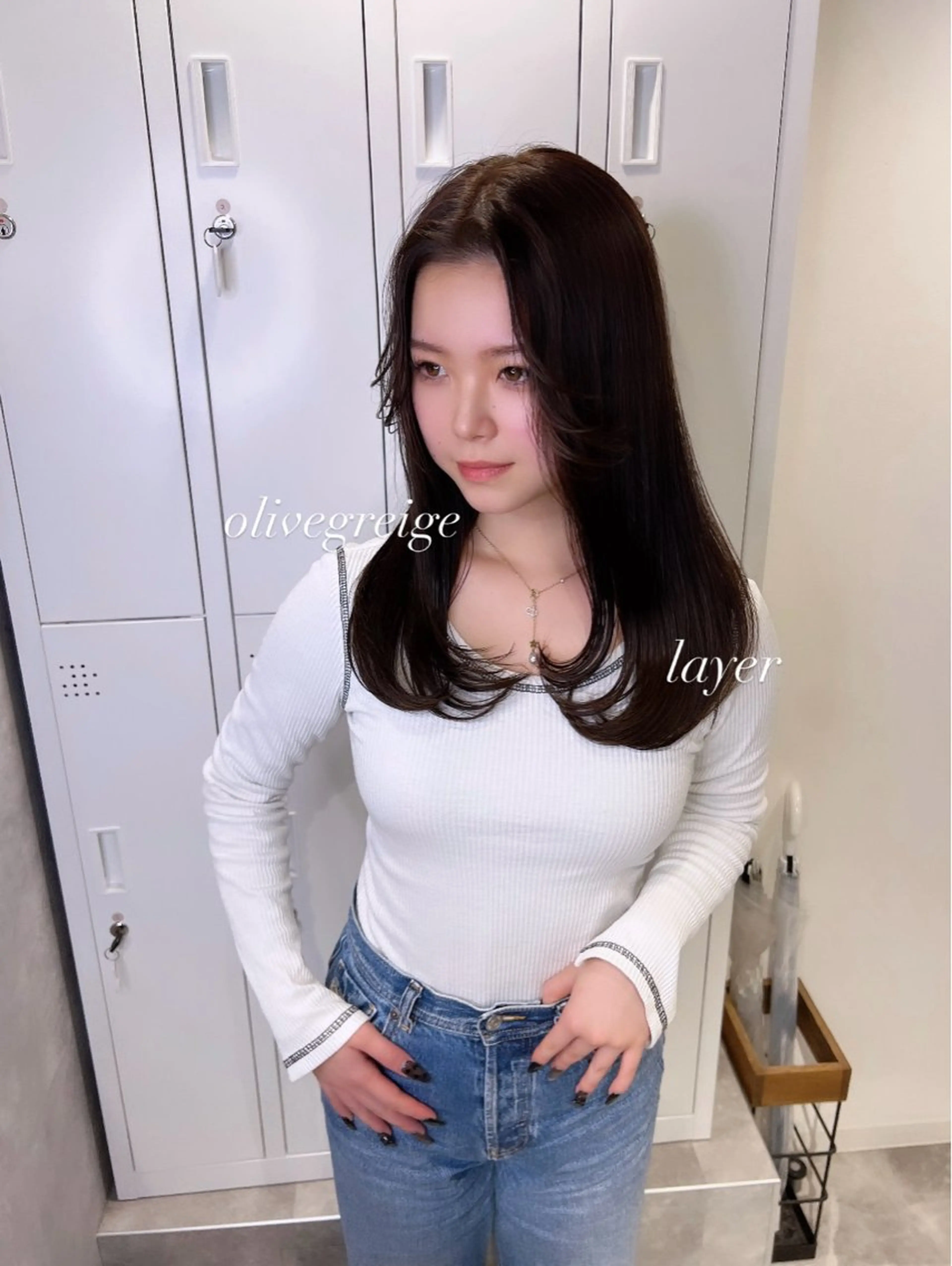 カラー ブリーチ ケアブリーチ TOMONA👑 透明感カラーレイヤーのヘアスタイル