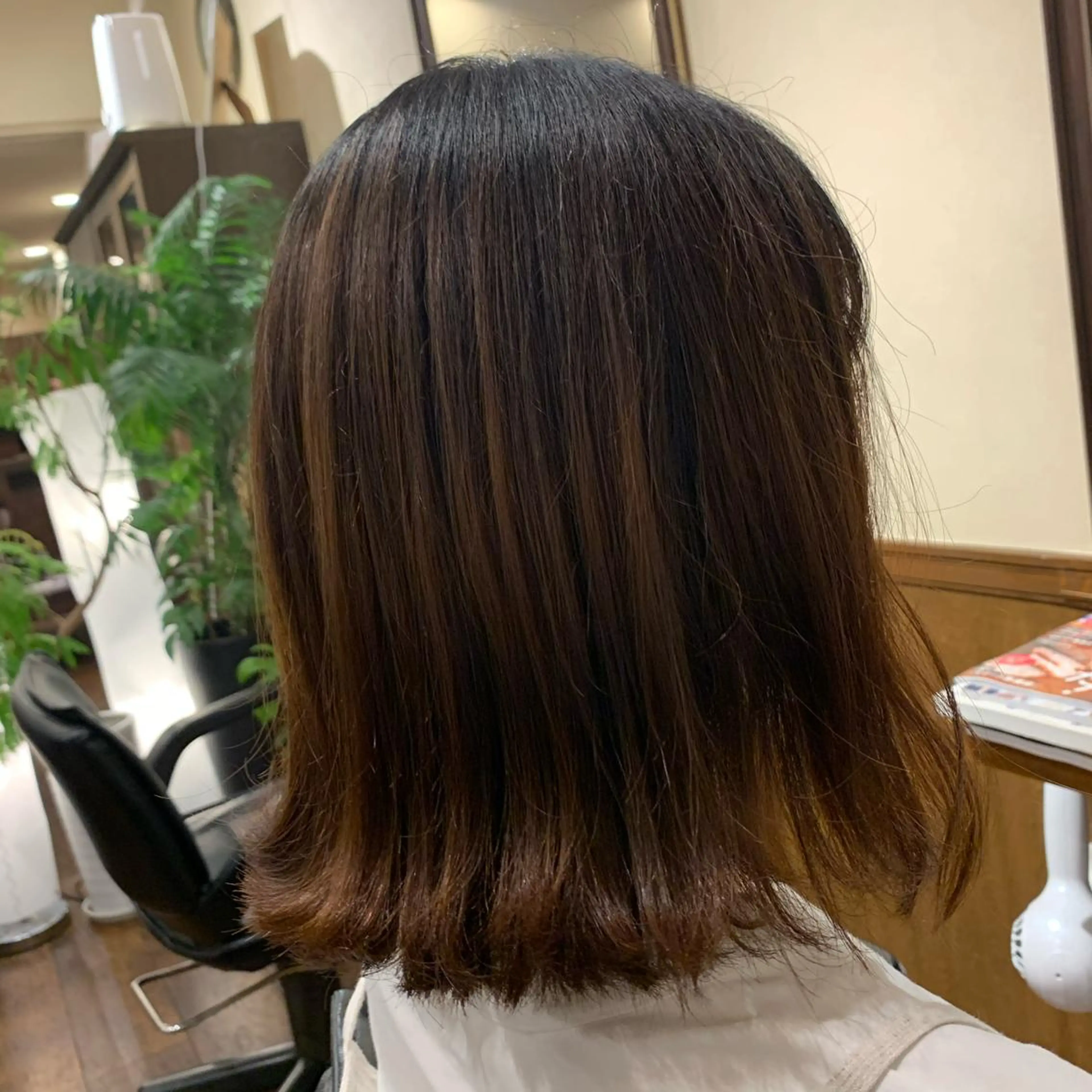 ミディアム 似合わせカット シェアサロン9seat所属・髪質改善/ 安藤綾華のヘアスタイル