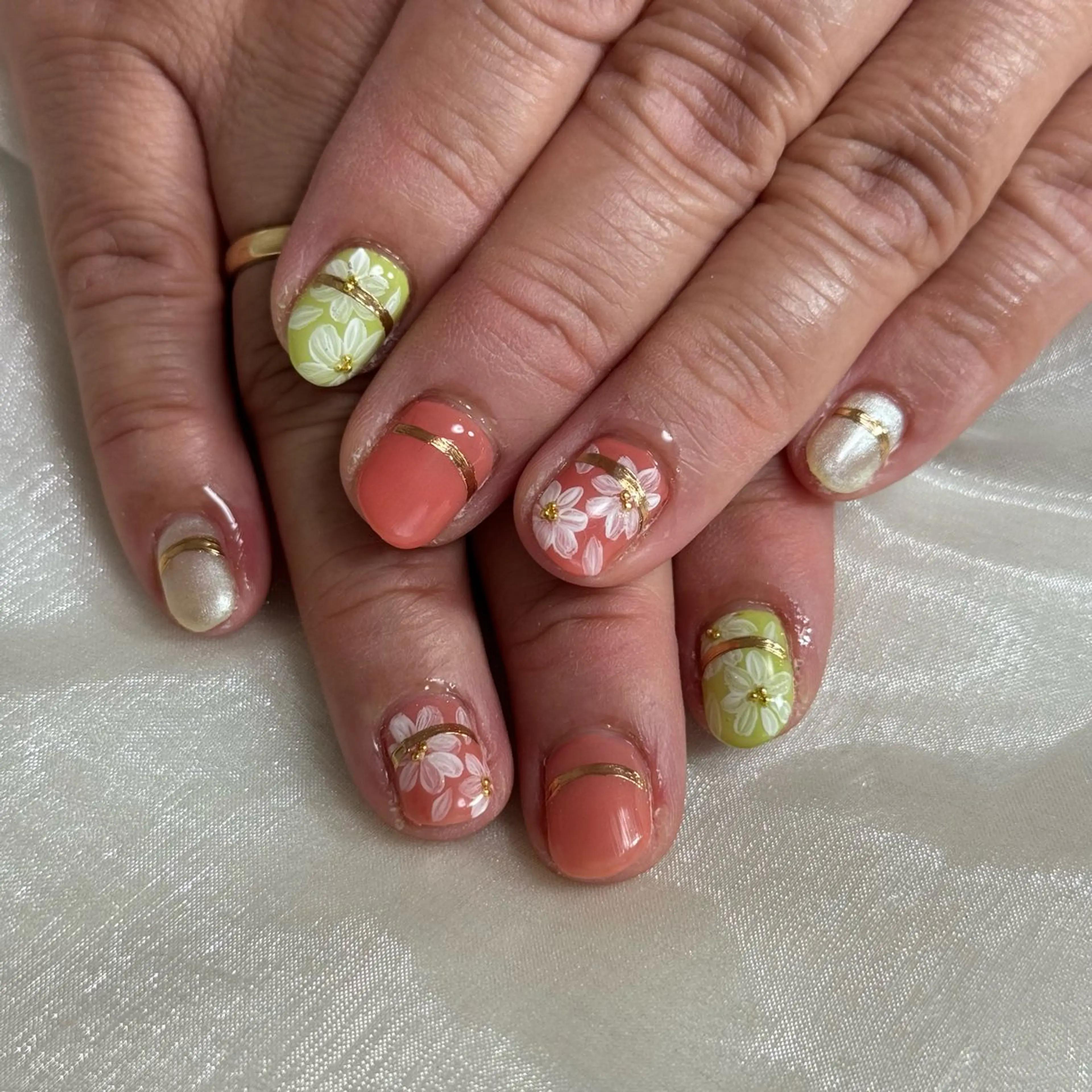 ネイル salon Hush Hushのネイルデザイン