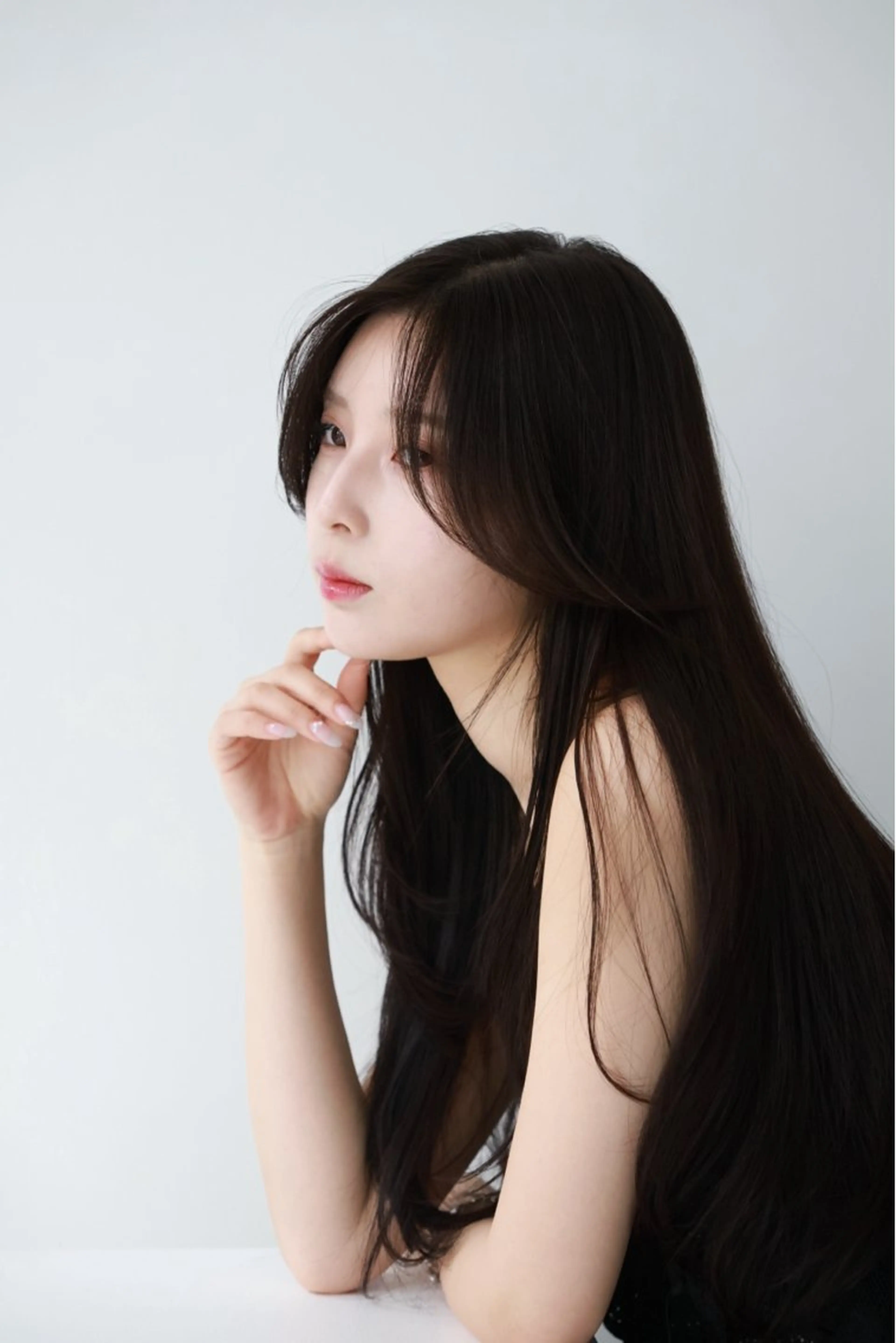 ロング 顔周りカット kame🤍 韓国ヘア🇰🇷🖤のヘアスタイル