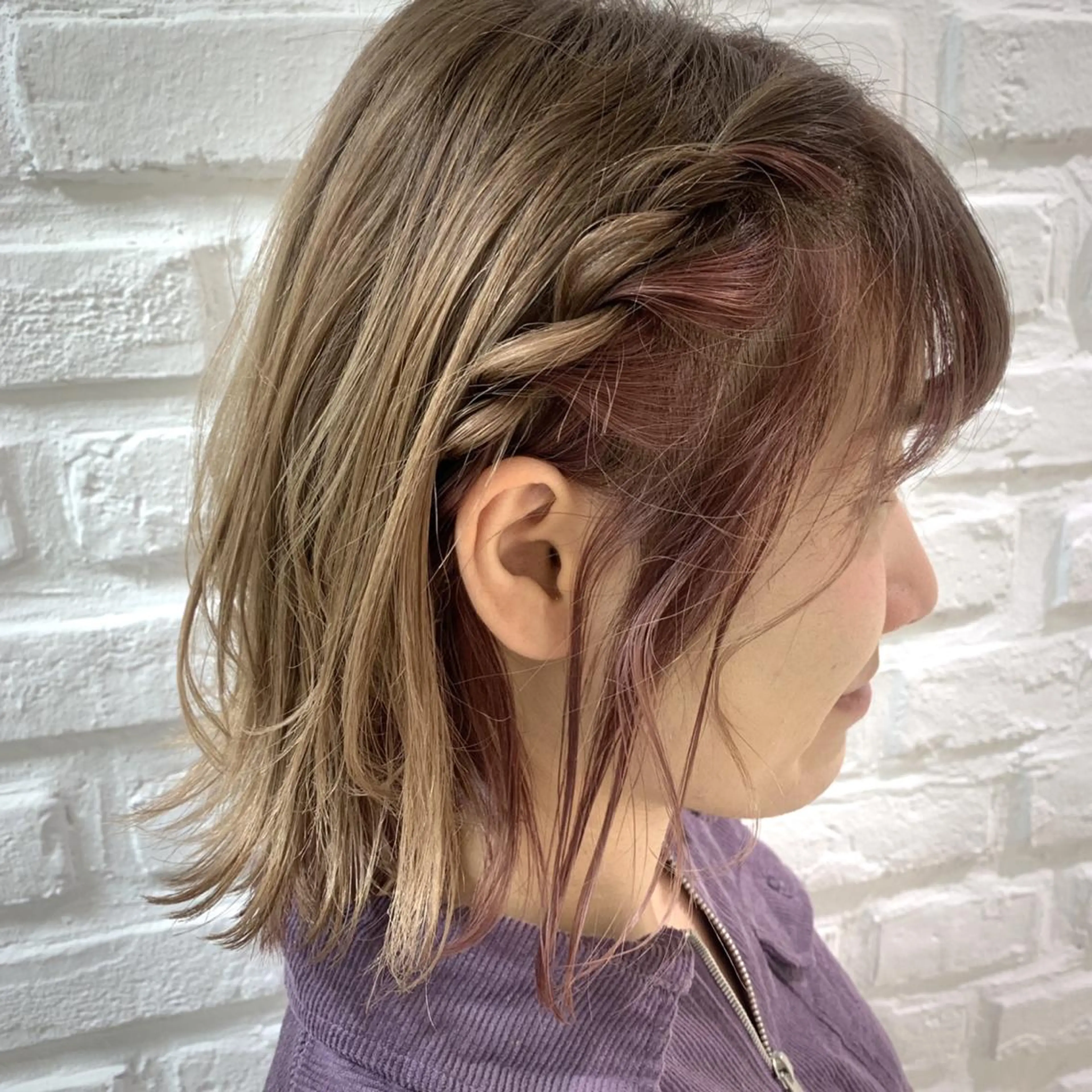 ミディアム カラー ヘアアレンジ ベージュカラー ブリーチ イルミナカラー インナーカラー ラベンダーカラー ヘアカラー トリートメント 【デザインカラー】 粥川佳日望のヘアスタイル