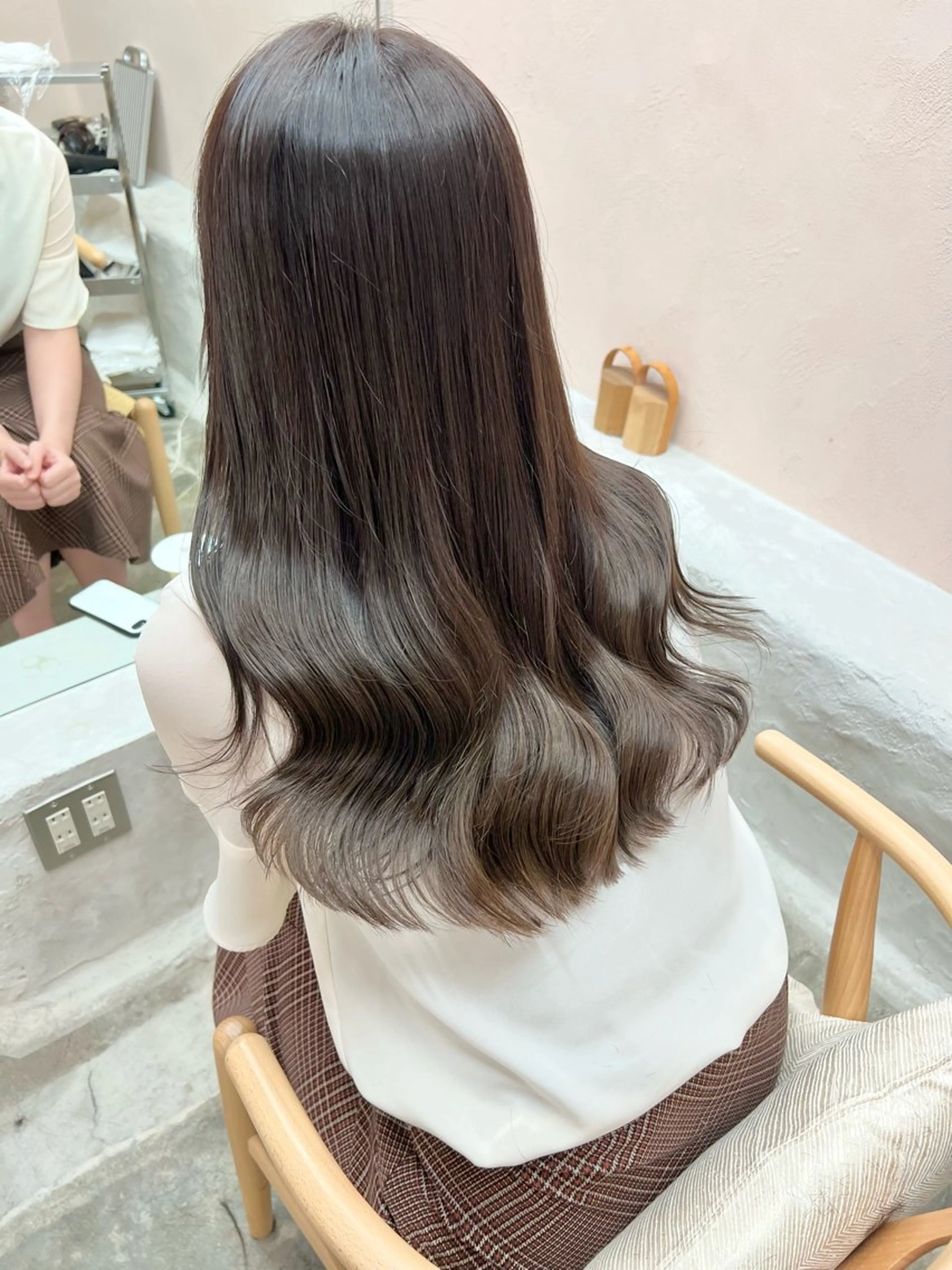 ロング カラー ベージュカラー ブラウンカラー 透明感カラー オレンジ 髪質改善 カット トリートメント iru所属・透明感，髪質改善の プロ☝🏻前田俊樹✨のヘアスタイル