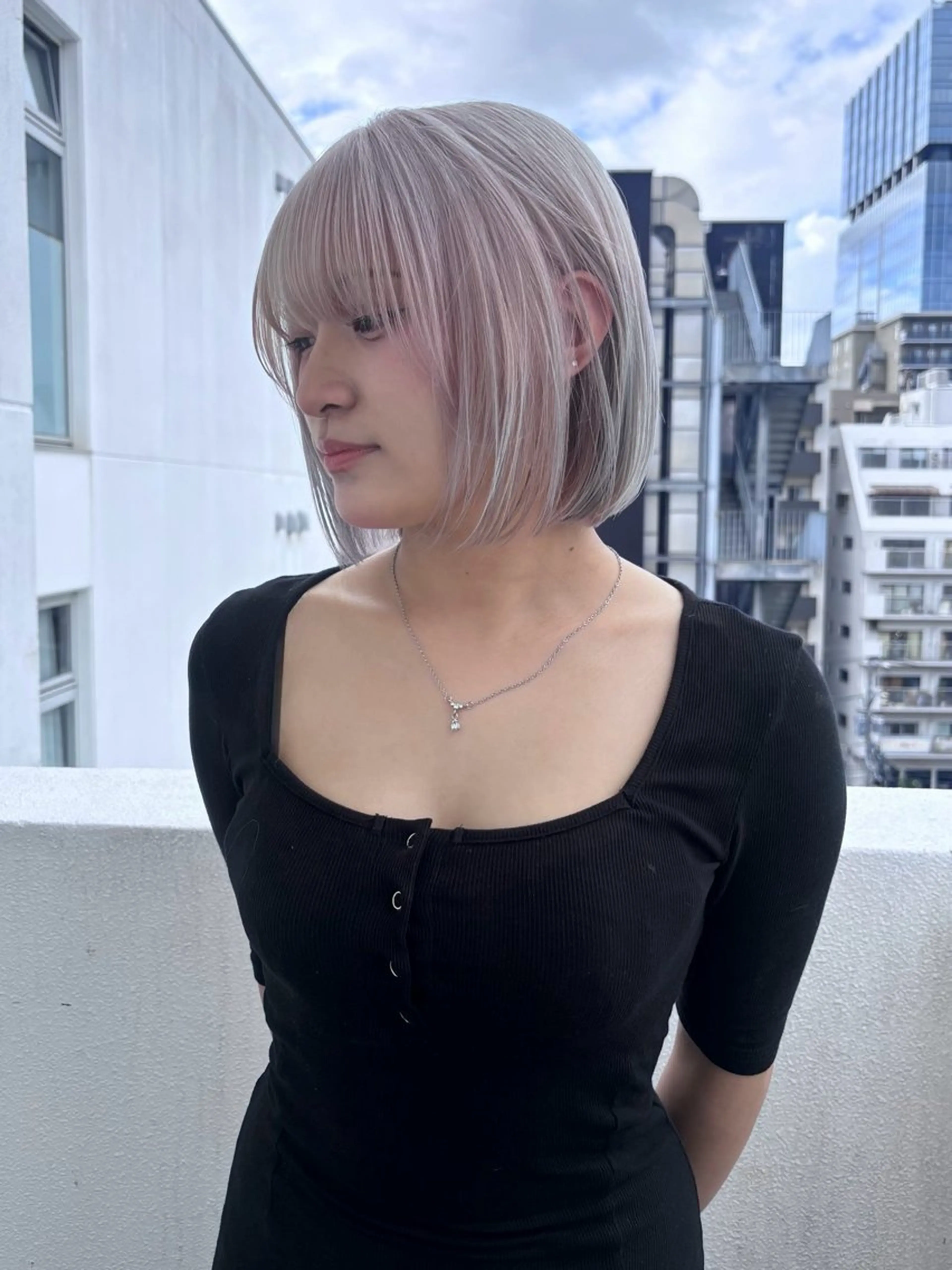 ミディアム カラー ボブ カット ヘアカラー lani hair salon所属・SHOTO ハイトー ン/デザインカラーのヘアスタイル
