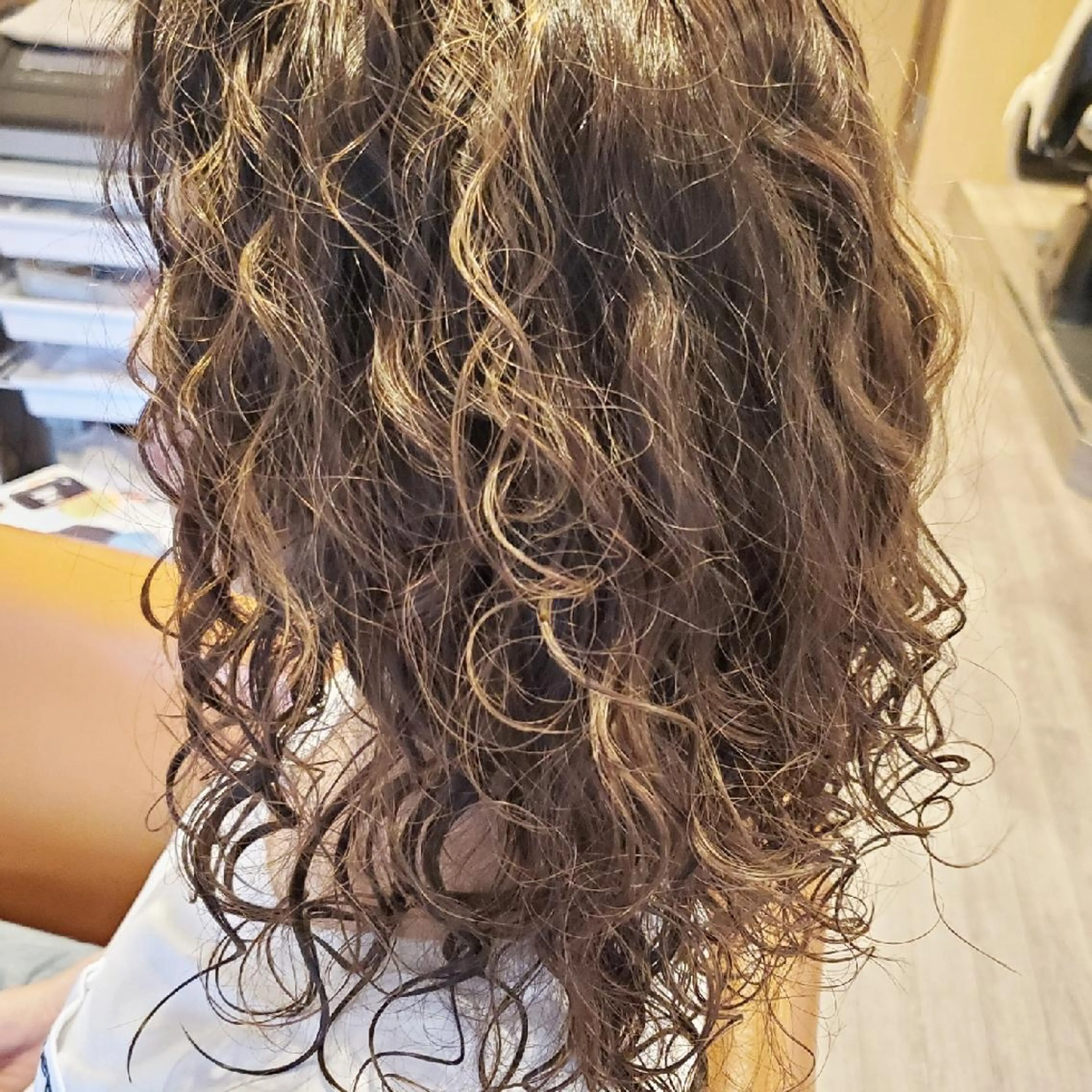 セミロング パーマ カラー セミロングパーマ アディクシーカラー イルミナカラー 外国人風カラー トリートメント カット ヘアカラー パーマ spa hair  ark 富井直美のヘアスタイル
