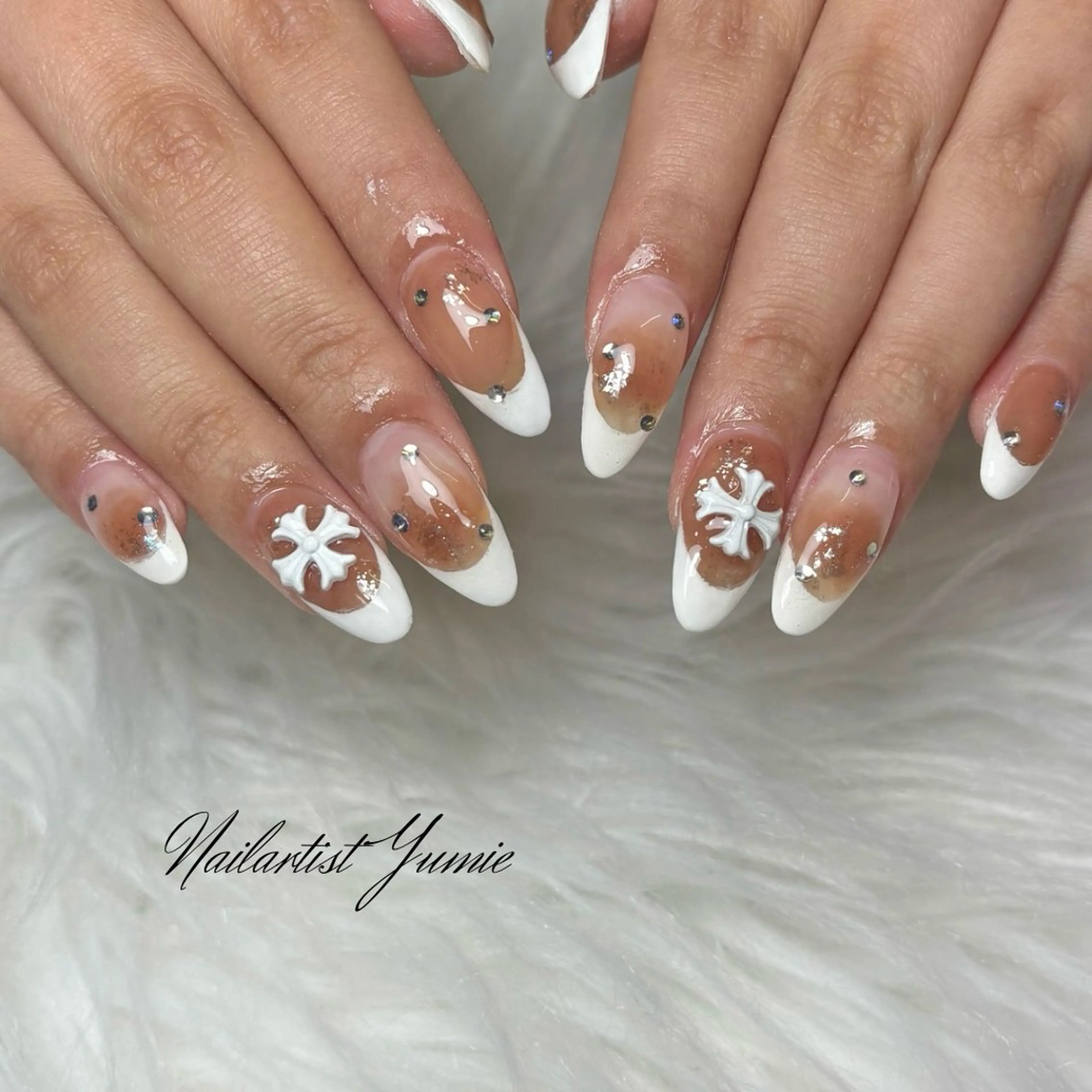 ネイル フレンチネイル ニュアンスネイル フットネイル Setsalon Churaku Nailist Yumie所属・【沖縄市安慶田】 🤍Yumieのネイルデザイン