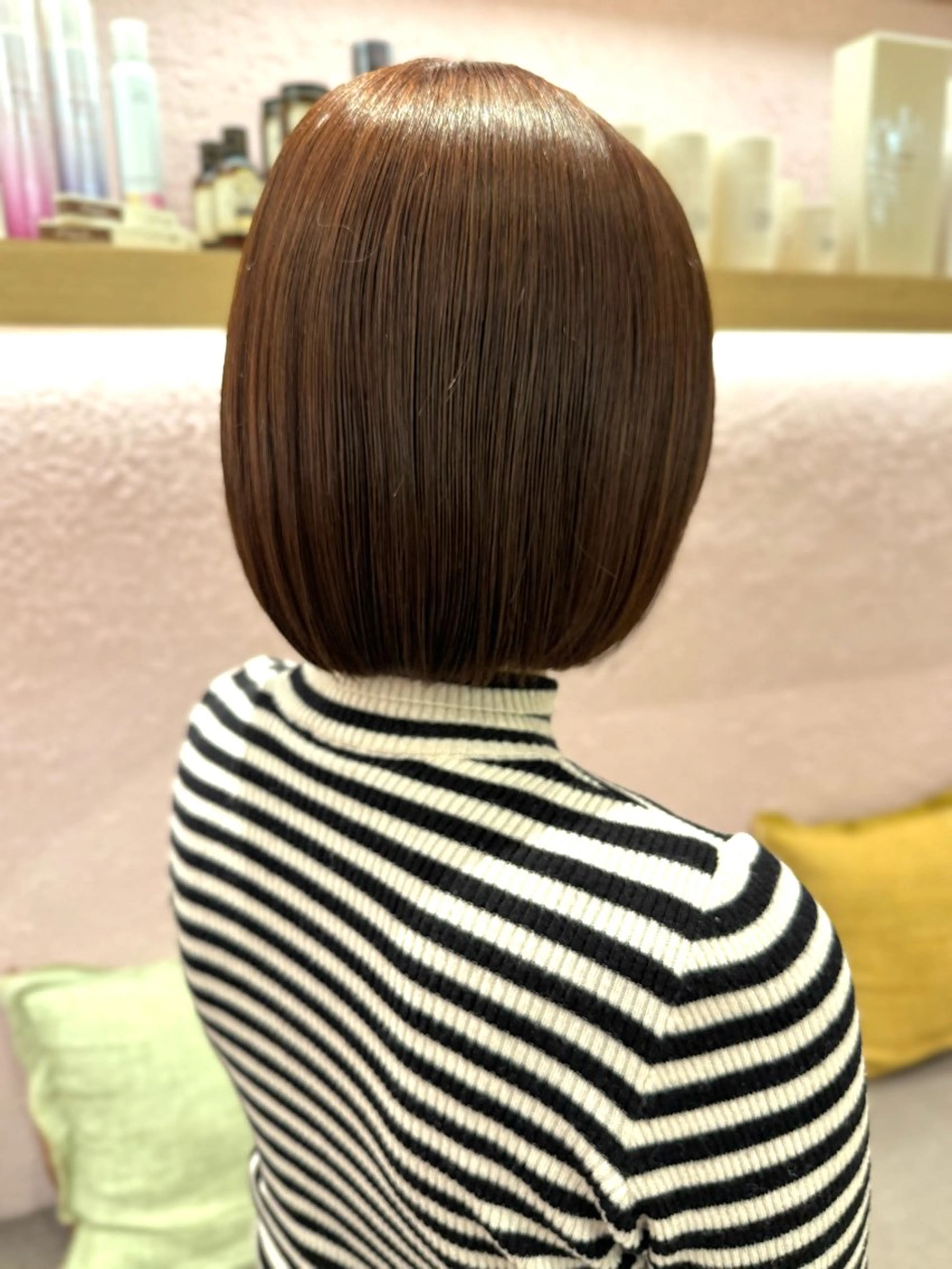 ショート カラー merc.🦋菱谷 はなのヘアスタイル