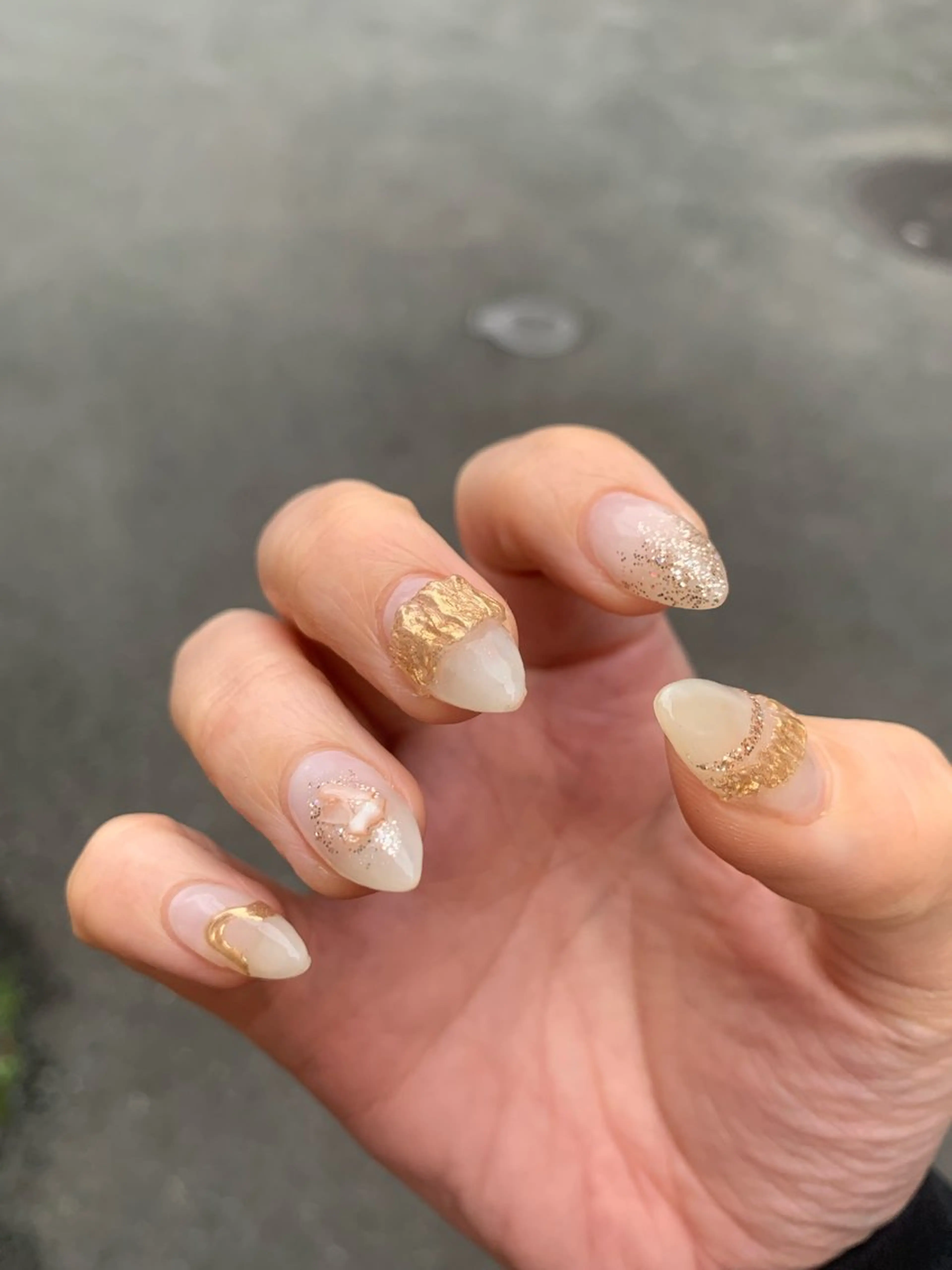 ネイル ゴールド ニュアンスネイル 北川 恭子のネイルデザイン