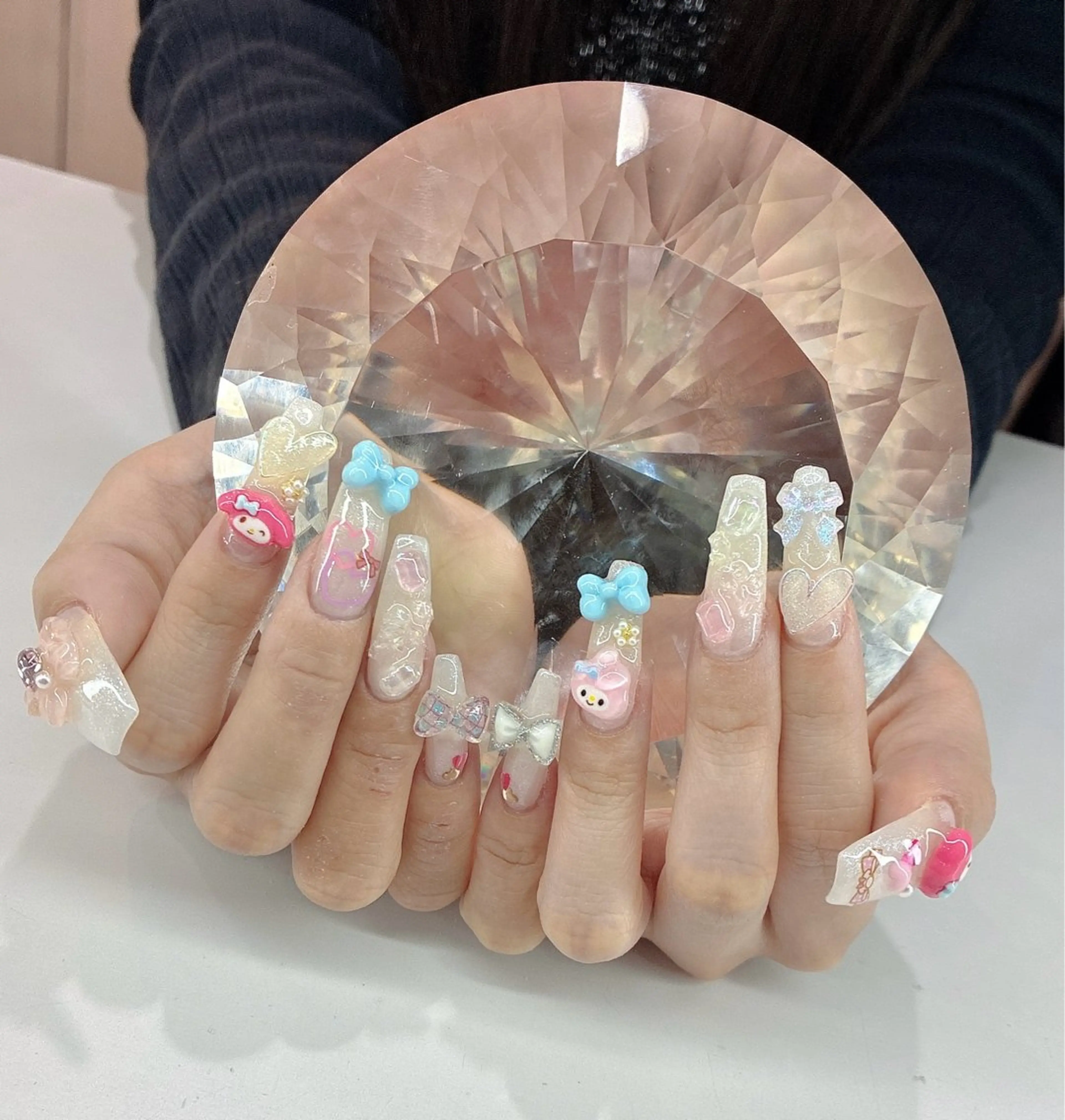 ネイル ハンドネイル LoaChaton kaeのネイルデザイン