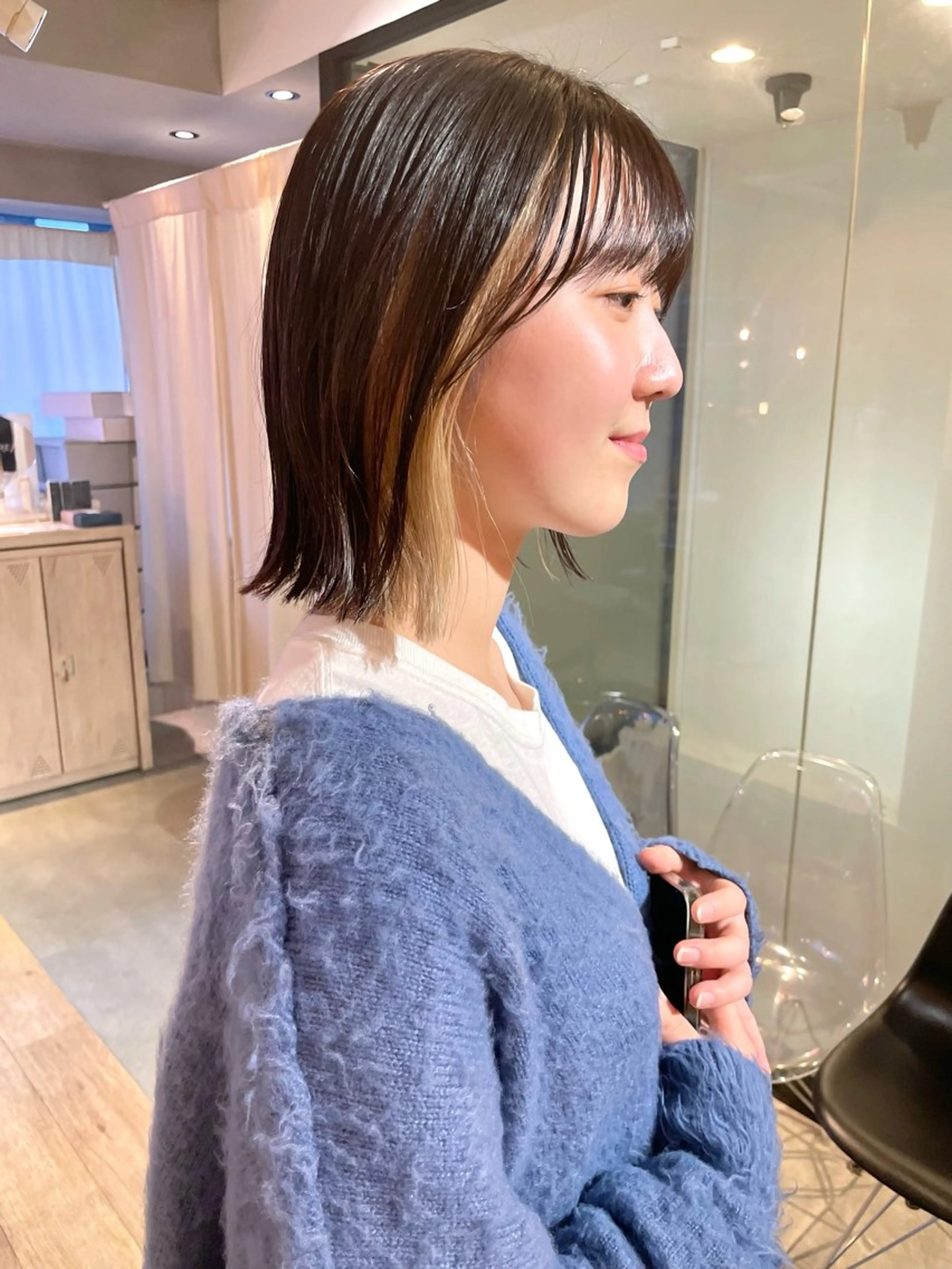 ショート カラー インナーカラー カット ヘアカラー ぱつっとボブ 古家 佑真のヘアスタイル