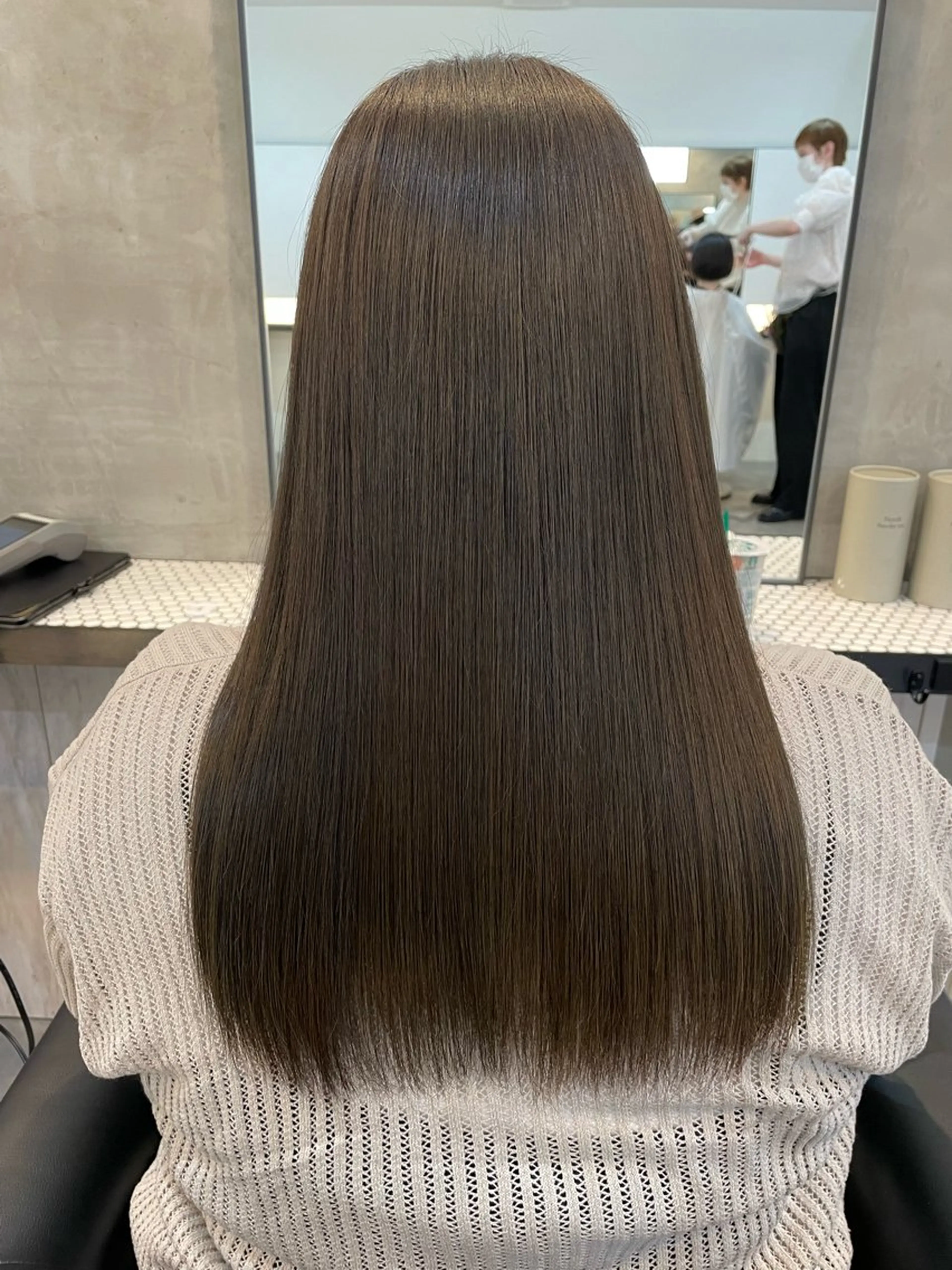 ロング カラー 透明感カラー オリーブカラー カット ヘアカラー トリートメント 渋谷 留菜のヘアスタイル