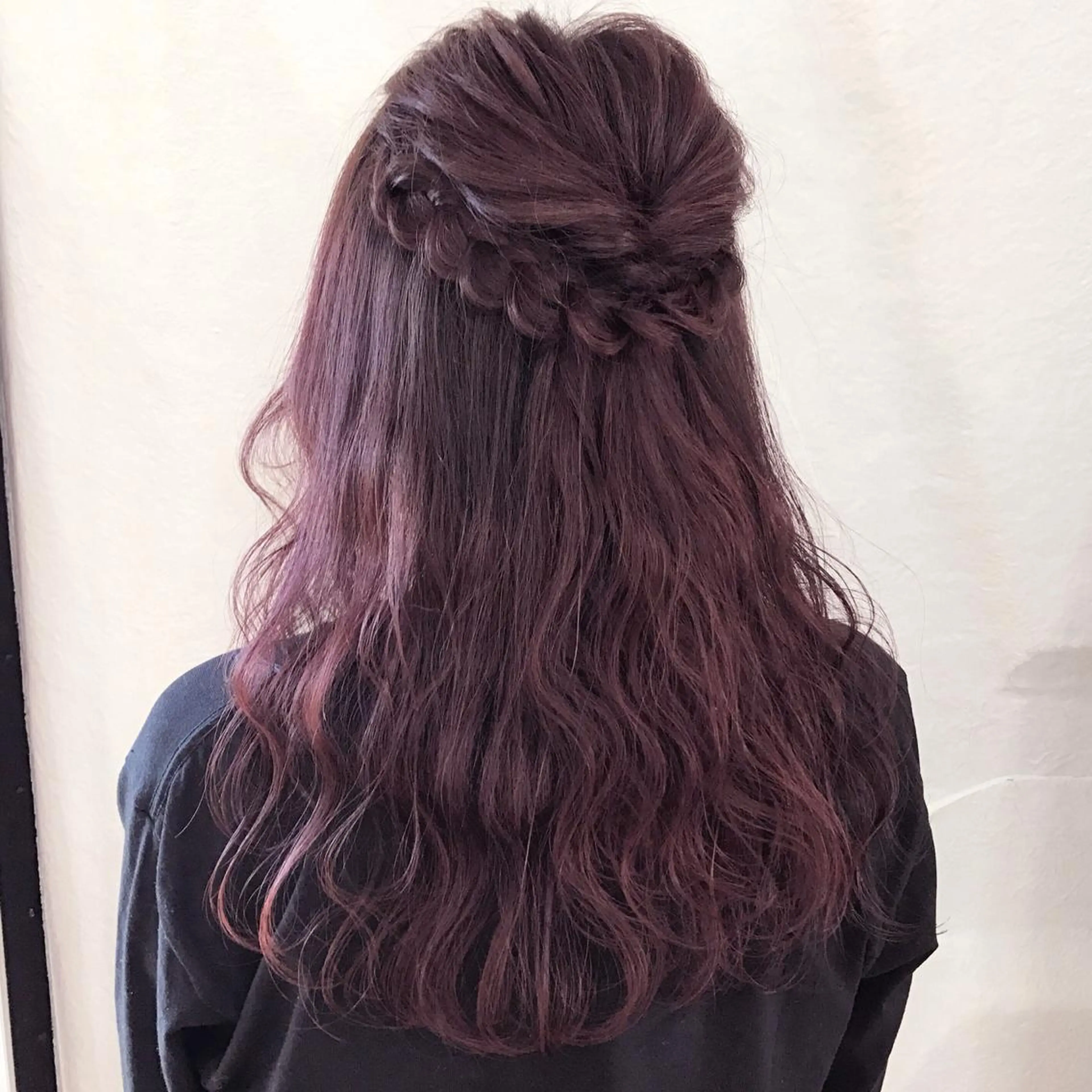 カラー ヘアアレンジ ブリーチ ラベンダーカラー ピンクカラー ピンクラベンダー 簡単アレンジ サロウィン所属・K-POP好き美容師 🇰🇷Kai.Yのヘアスタイル