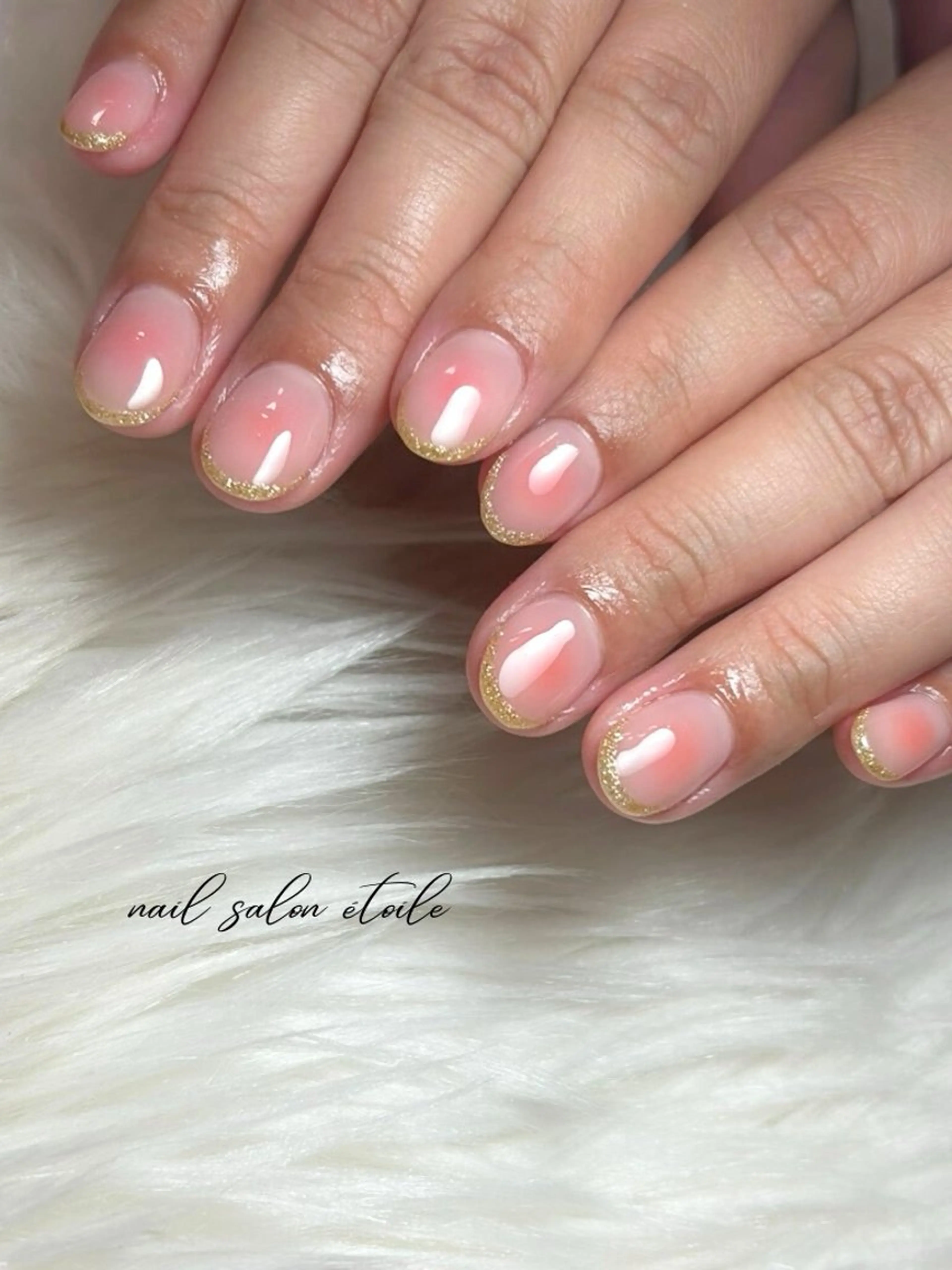 ネイル チークネイル フレンチネイル ゴールド オフィスネイル シンプルネイル ハンドネイル nail salon étoileのネイルデザイン