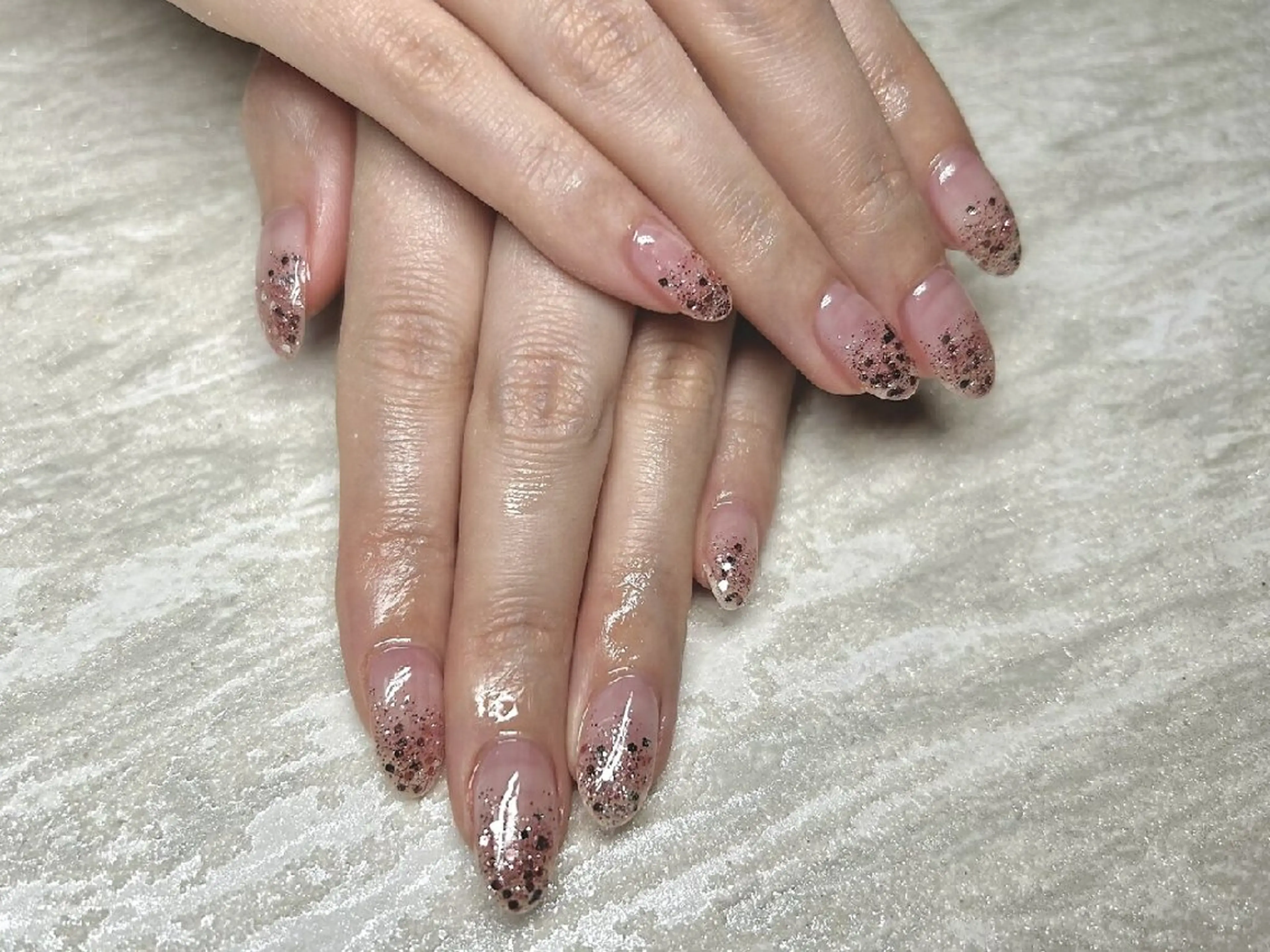 ネイル 韓国ネイル ラメ(グリッター) ワンカラーネイル ピンク シンプルネイル ハンドネイル JULIE NAILのネイルデザイン