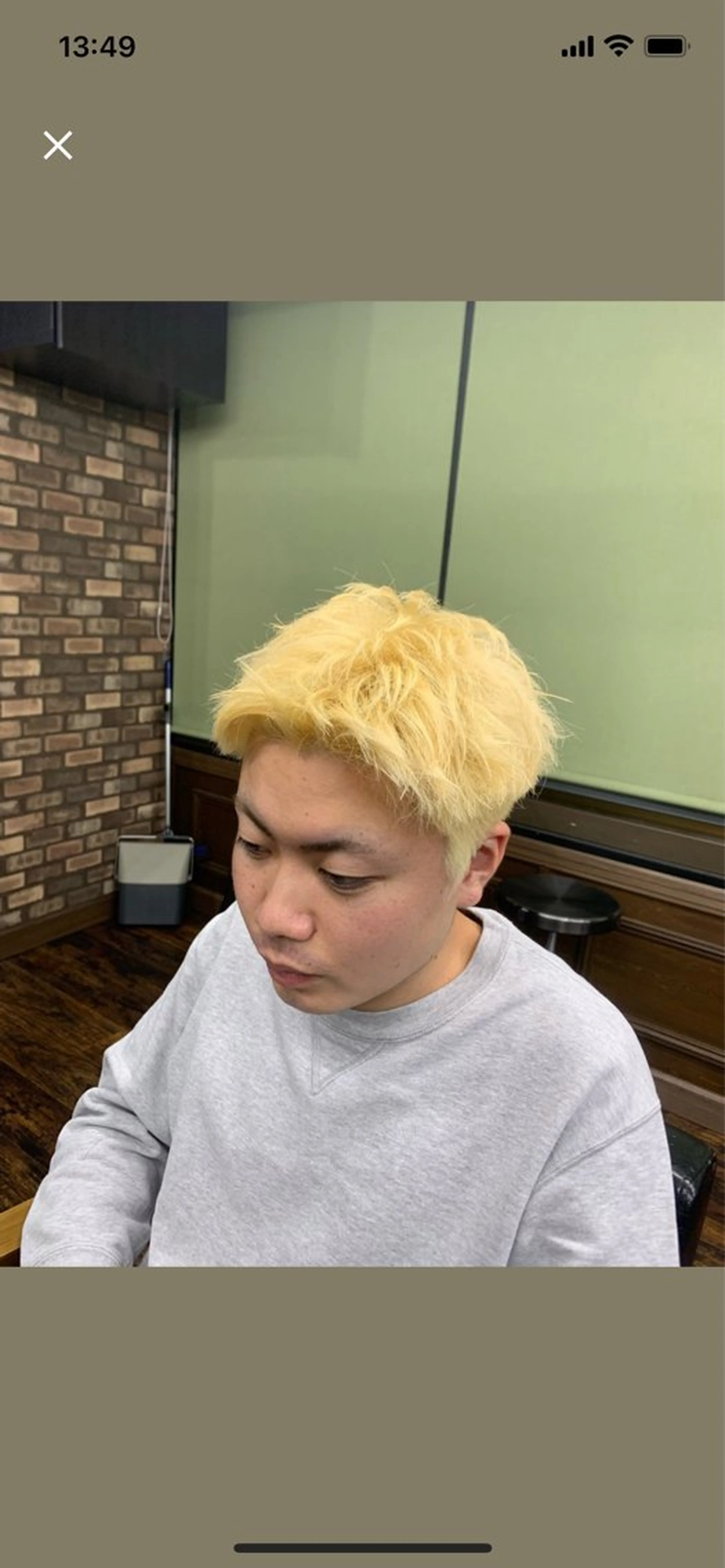 ショート カラー メンズ メンズブリーチ スパイキーショート 黒髪 ブリーチ 抜きっぱなしブロンド 【メンズ特化】　倉山 和樹のヘアスタイル