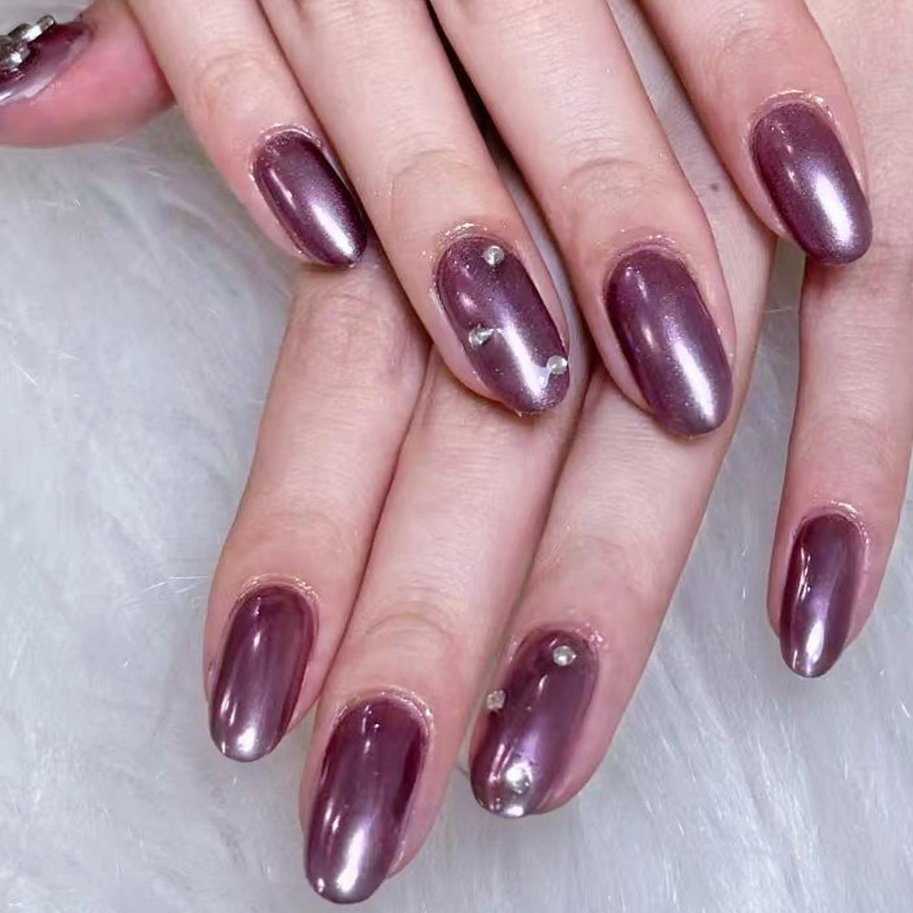 ネイル アートネイル オーロラネイル ガーリー キラキラネイル 韓国ネイル ハンドネイル DIANMOND NAIL🌸のネイルデザイン