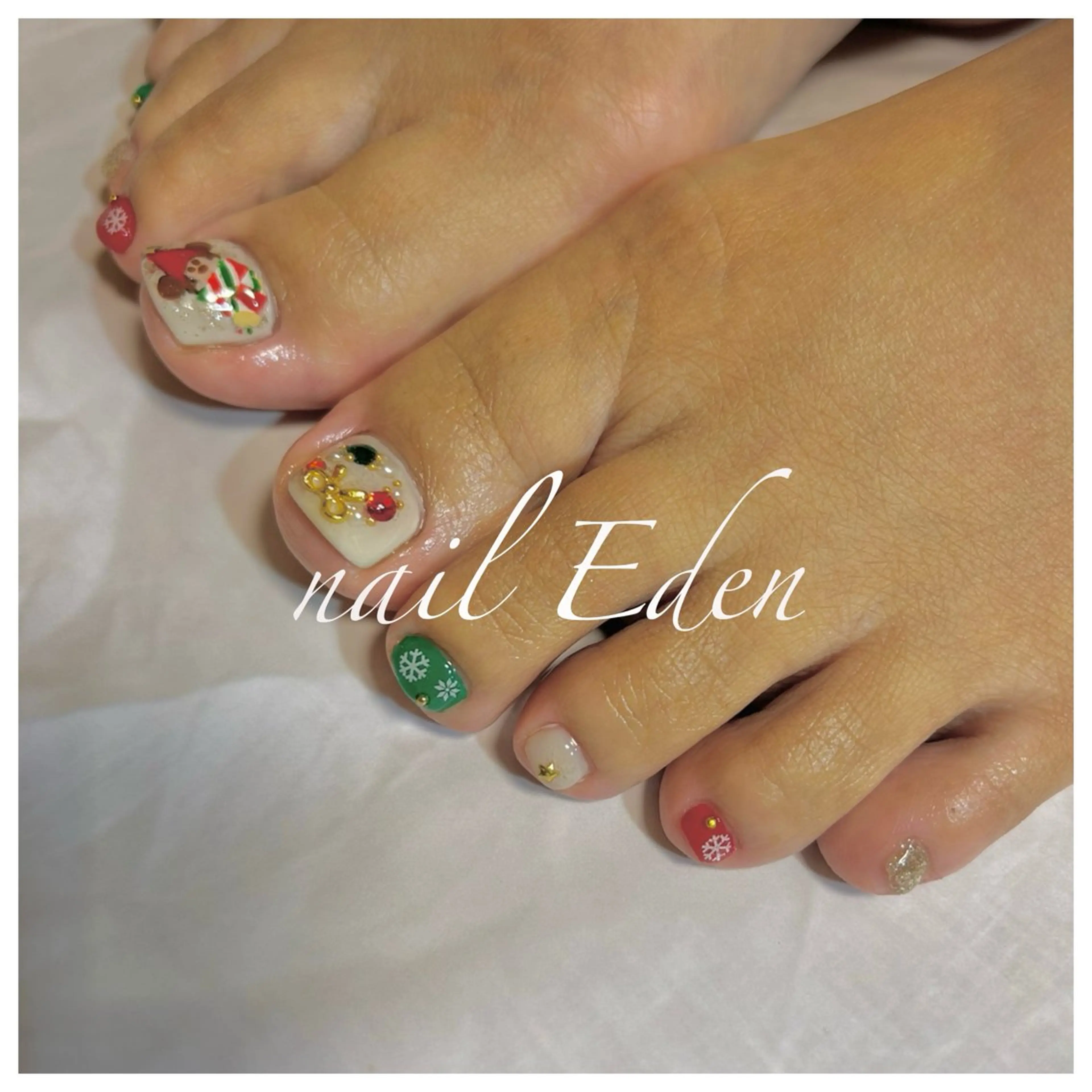 ネイル 持ち込み フットネイル Eden　private nail saron所属・Eden ♾️のネイルデザイン