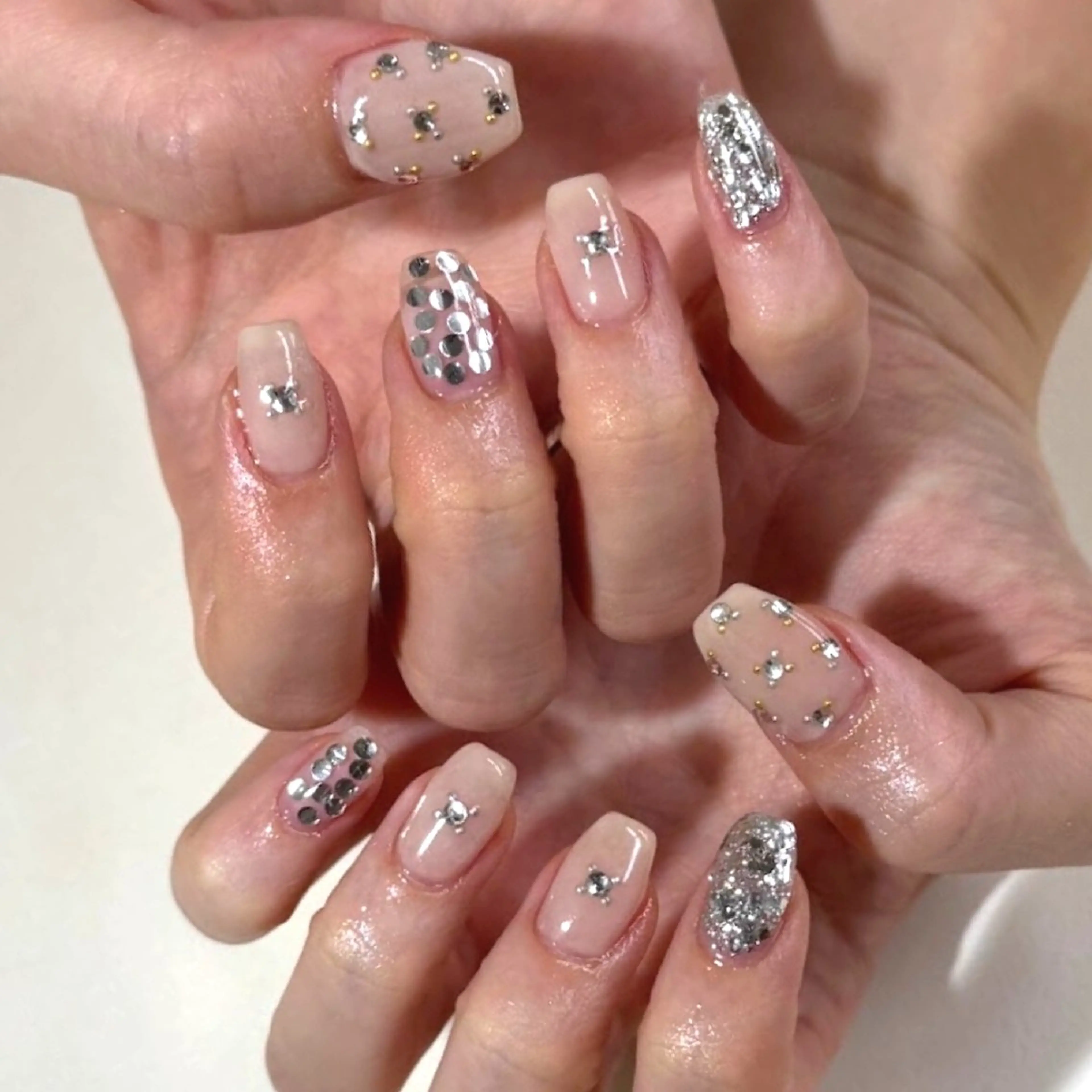 ネイル ハンドネイル nailstudio eviz仙台店のネイルデザイン