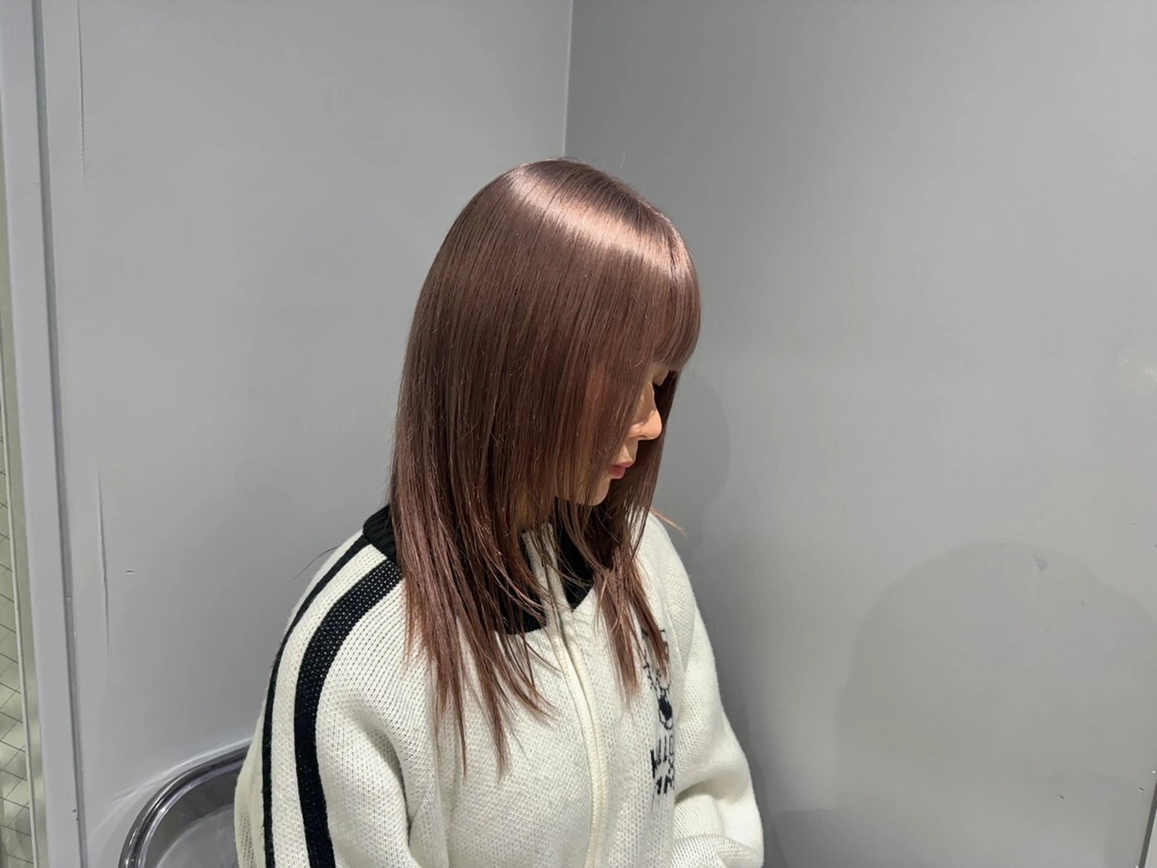 セミロング カラー ヘアカラー トリートメント 艶 ケアブリーチ 🎀🩵RISAのヘアスタイル