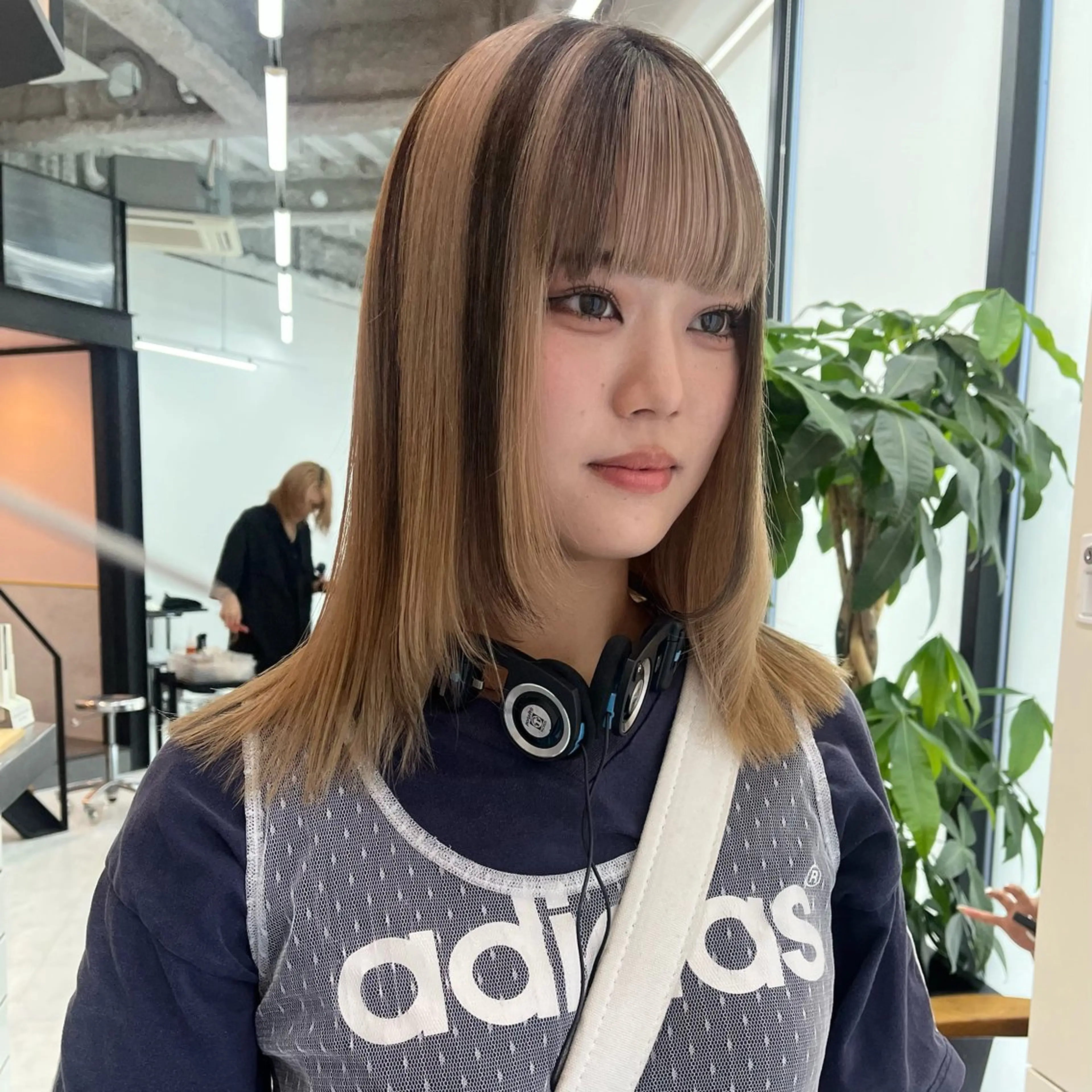 ロング カラー カット ヘアカラー トリートメント ヘアセット ボブハイトーン🦖 デザインMAMIのヘアスタイル