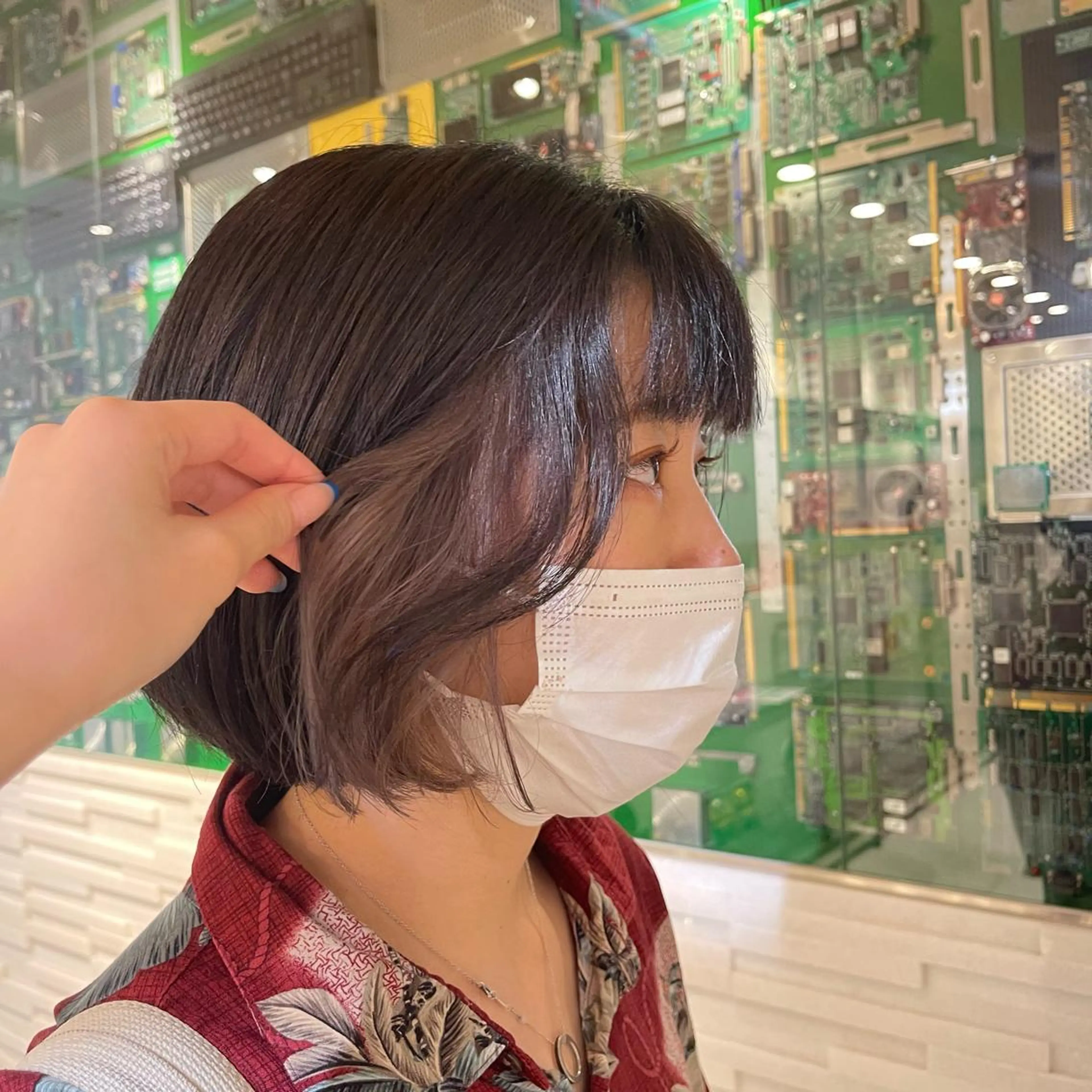 ショート カラー ブリーチ ケアブリーチ ヘアカラー トリートメント lunty miichiのヘアスタイル