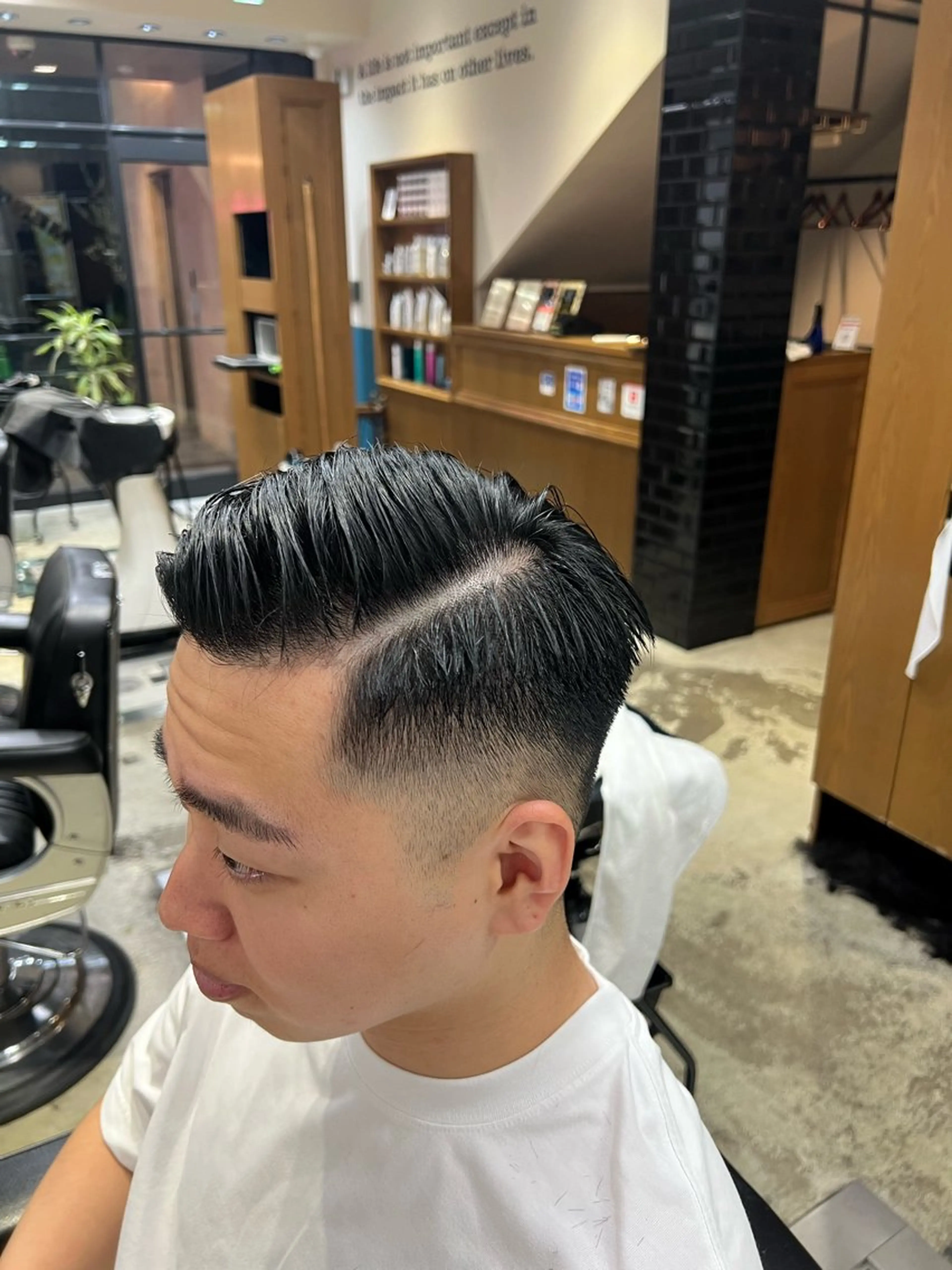 ショート メンズ フェードカット カット シフト今泉所属・ヨネダ コウヘイのヘアスタイル