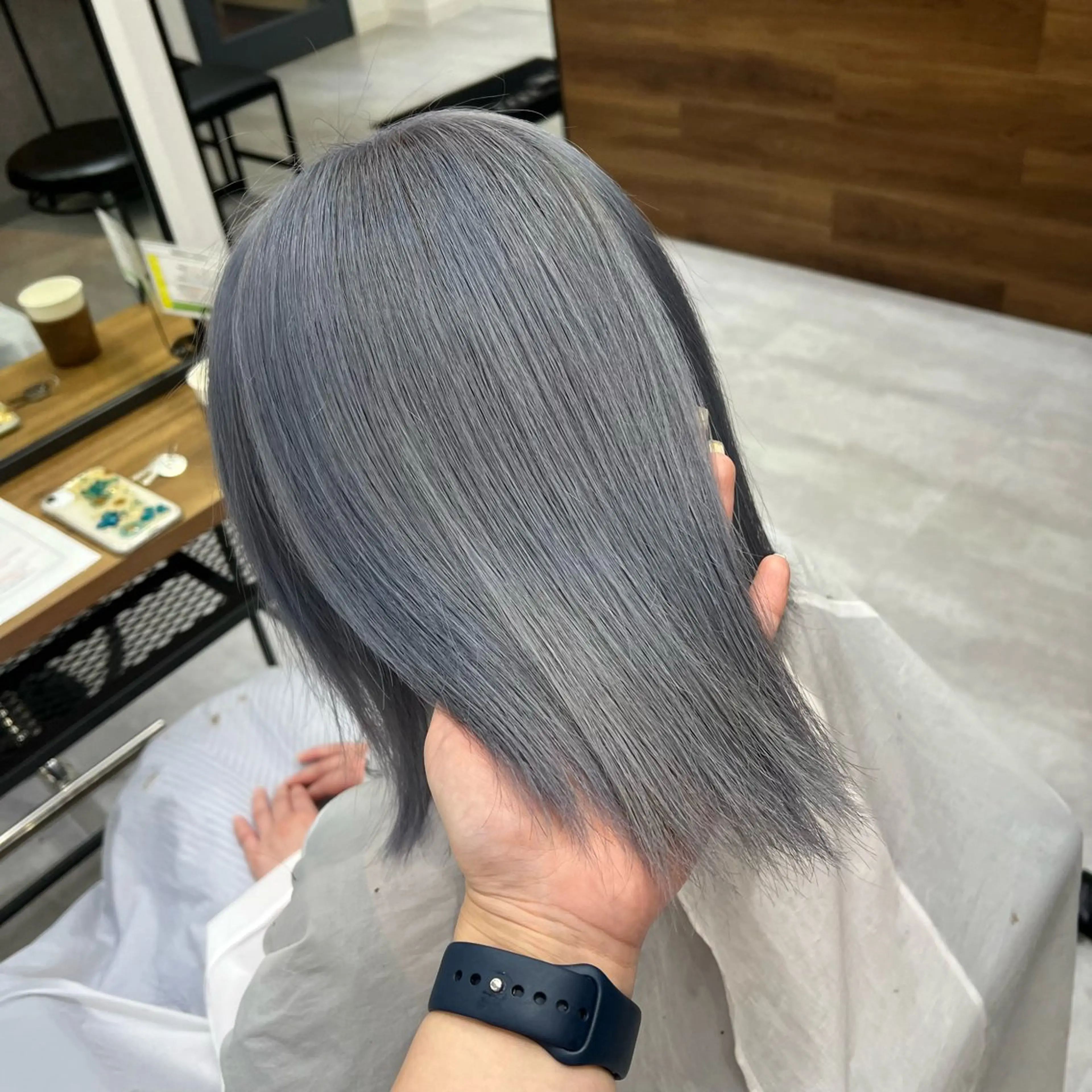 ショート カラー シールエクステ ブリーチ ブルーカラー 透明感カラー デザインカラー カットモデル募集 八王子/kyocoのヘアスタイル
