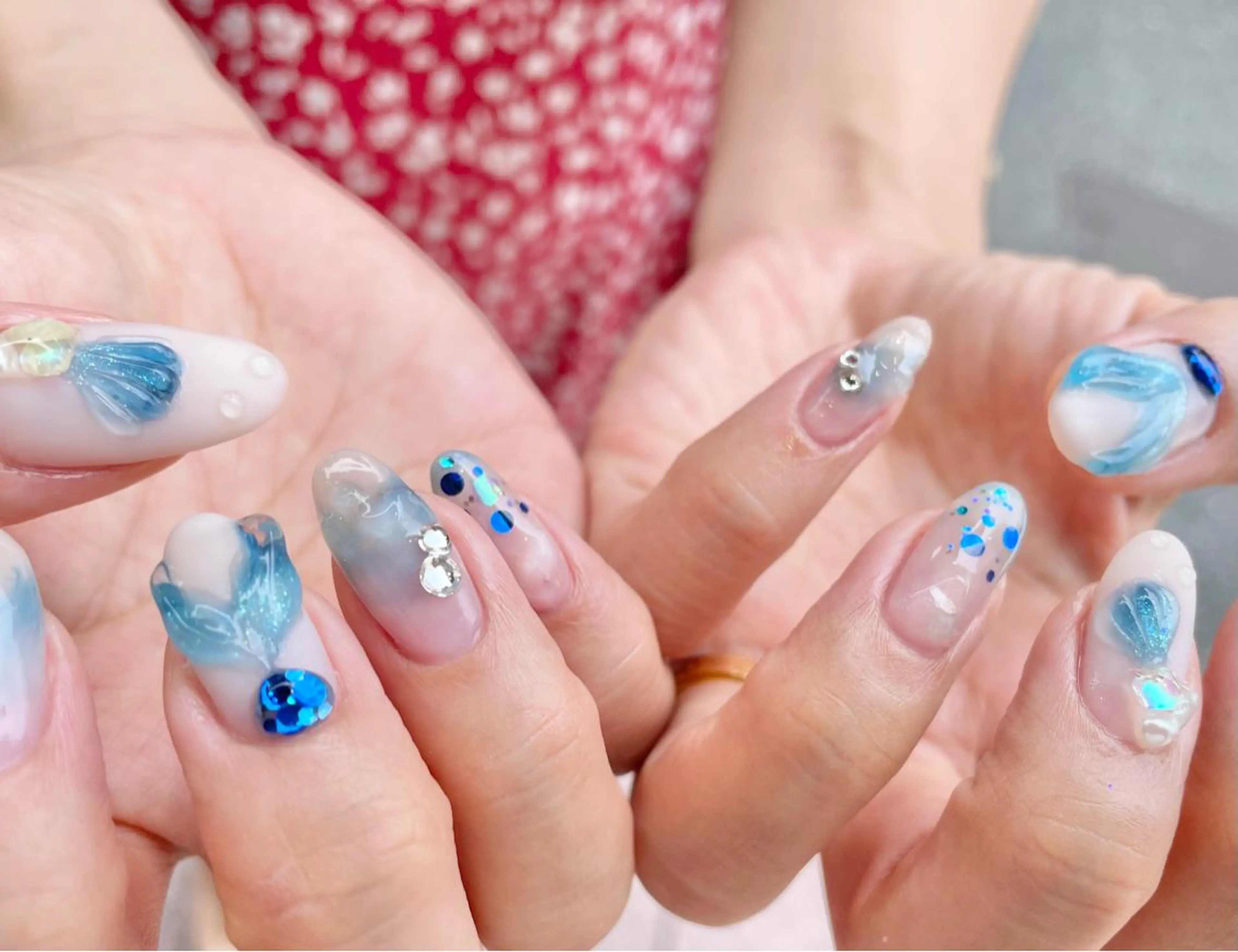 ネイル ハンドネイル Ash関内ネイリスト 荒木晴香のネイルデザイン