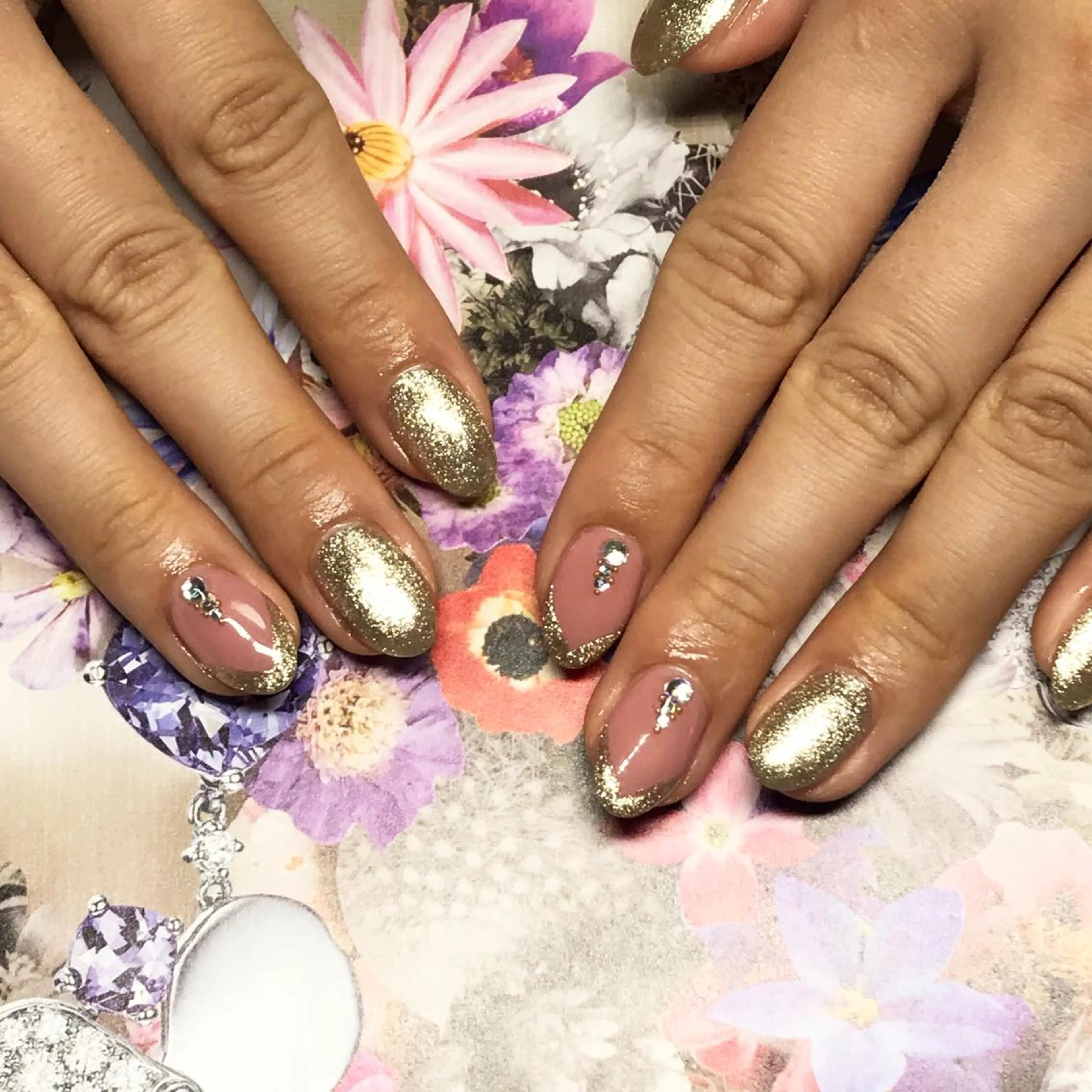 ネイル アートネイル 【カメレオン】 上村 祥子のヘアスタイル