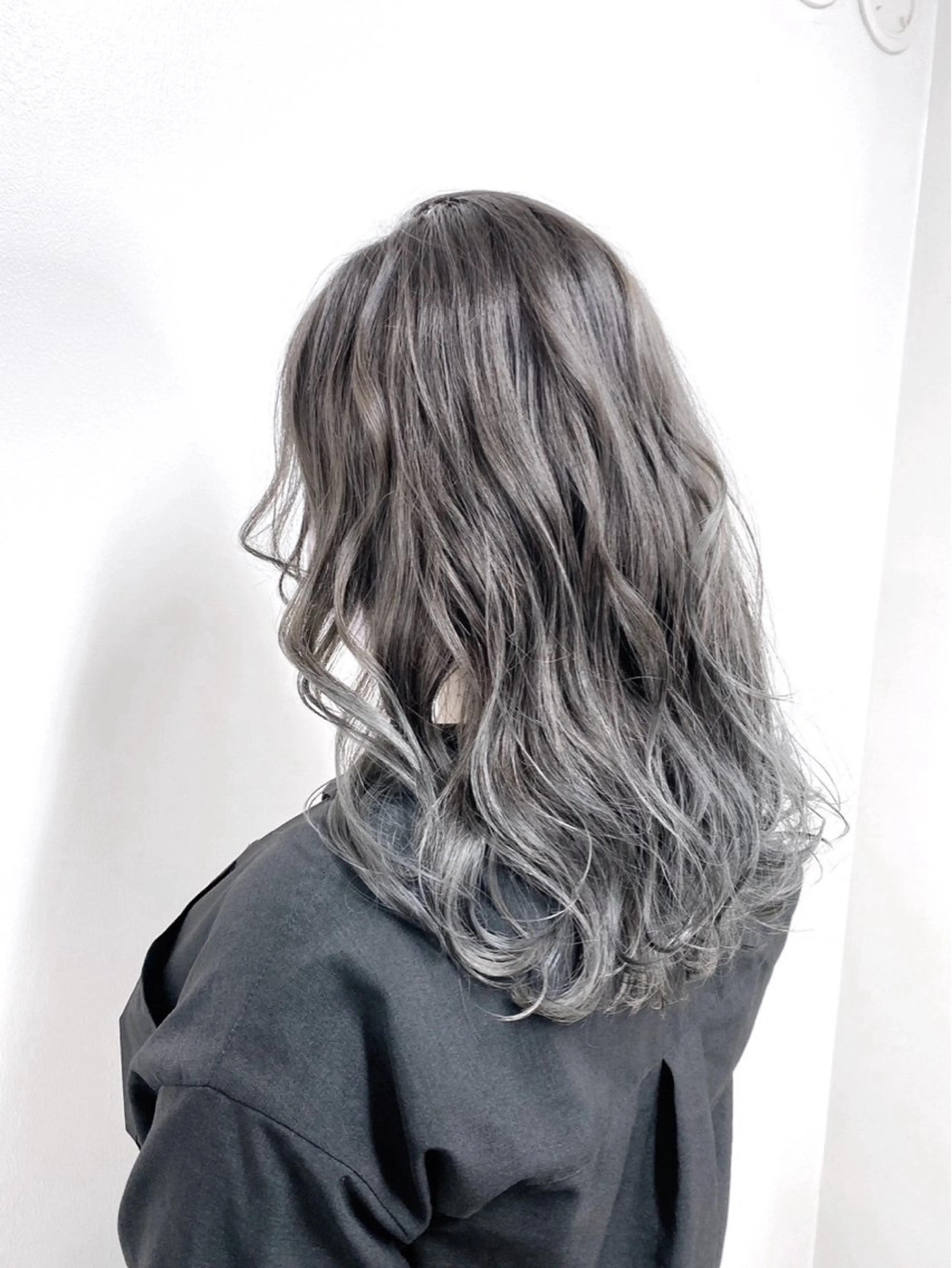 ミディアム 原田 真子のヘアスタイル
