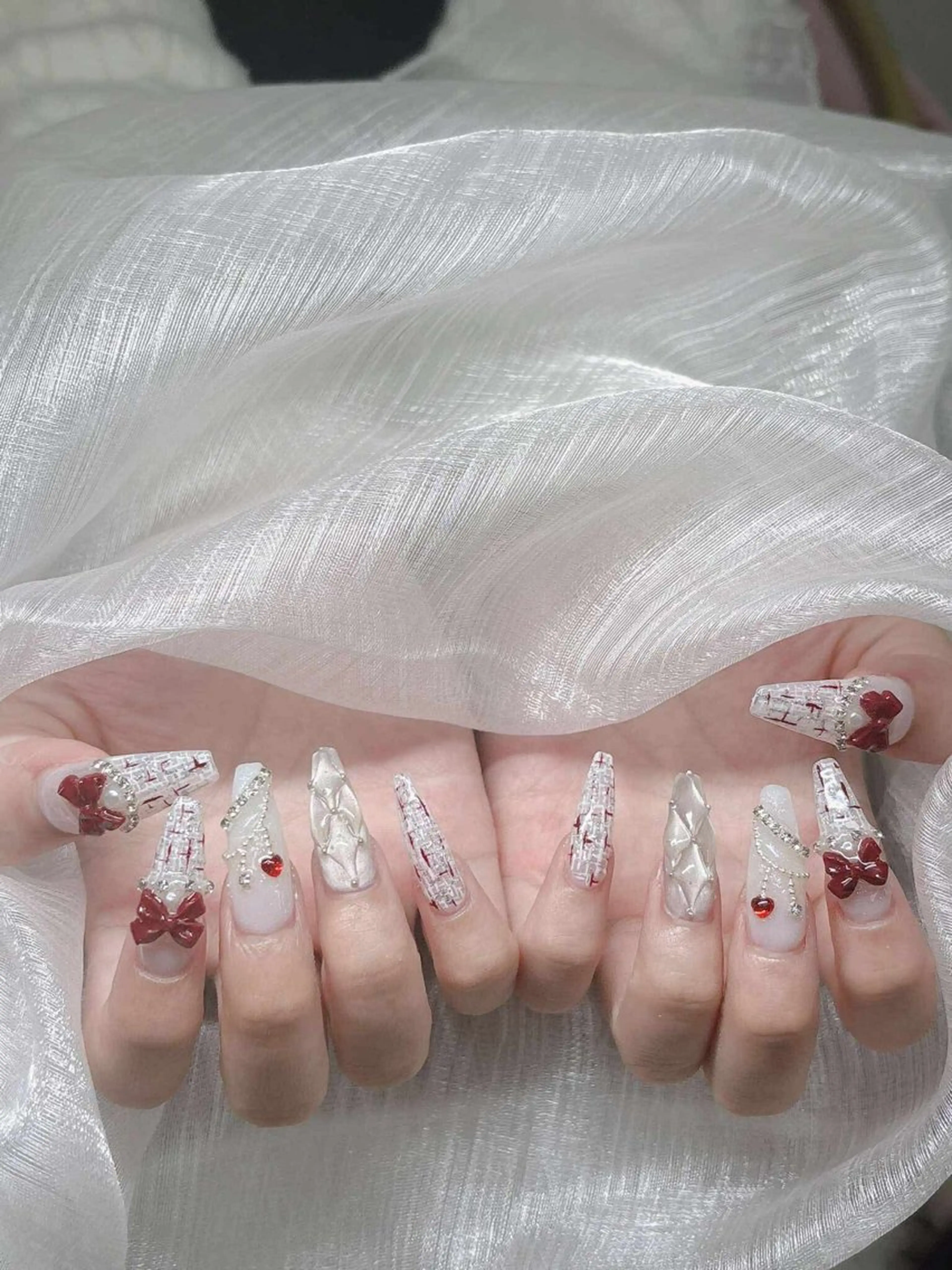 ネイル ハンドネイル Lee Nailsのネイルデザイン