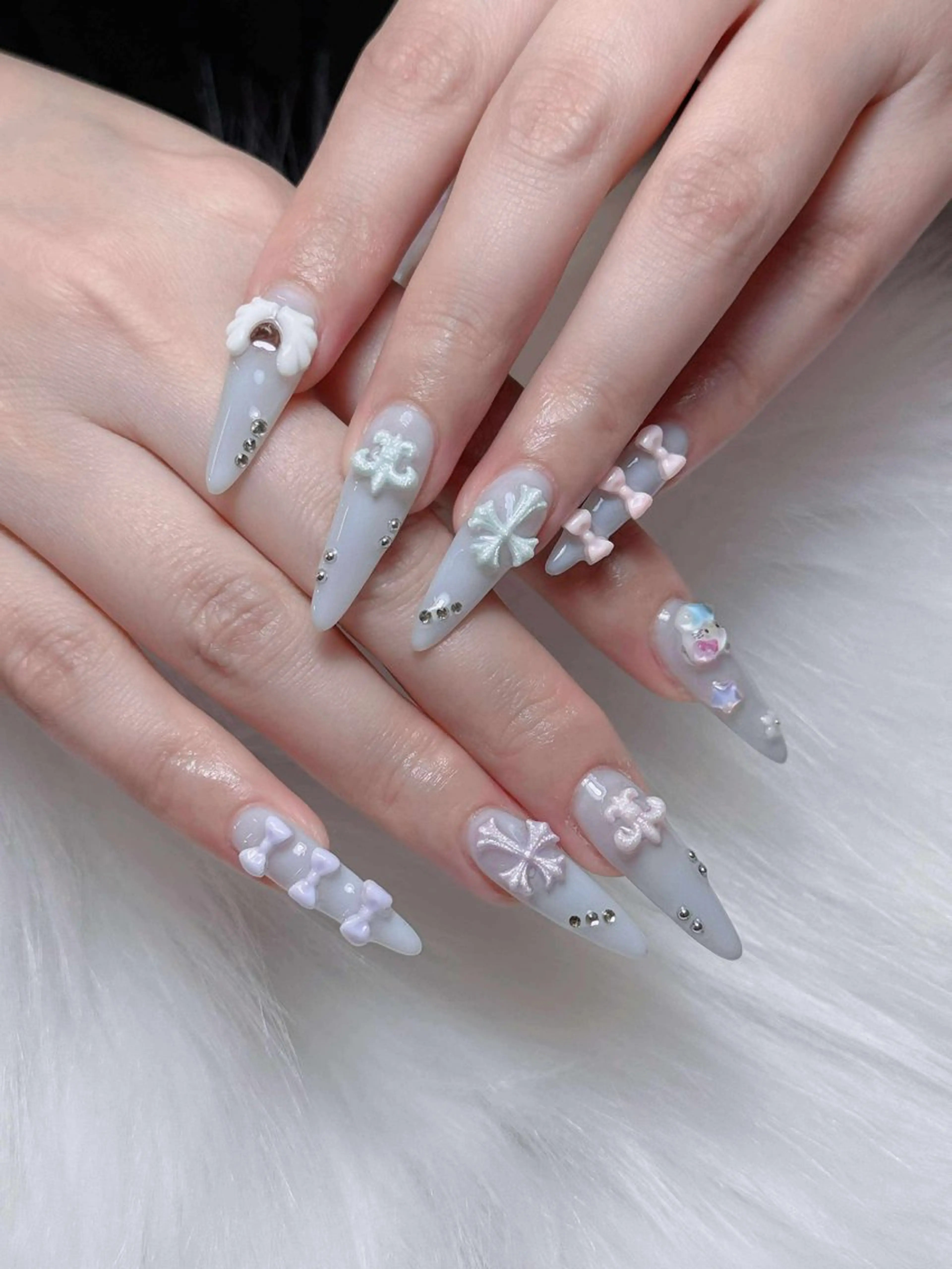 ネイル オーロラネイル チークネイル フットネイル フレンチネイル ハロウィン ハンドネイル Lumi Nail 新大久保3‘のネイルデザイン