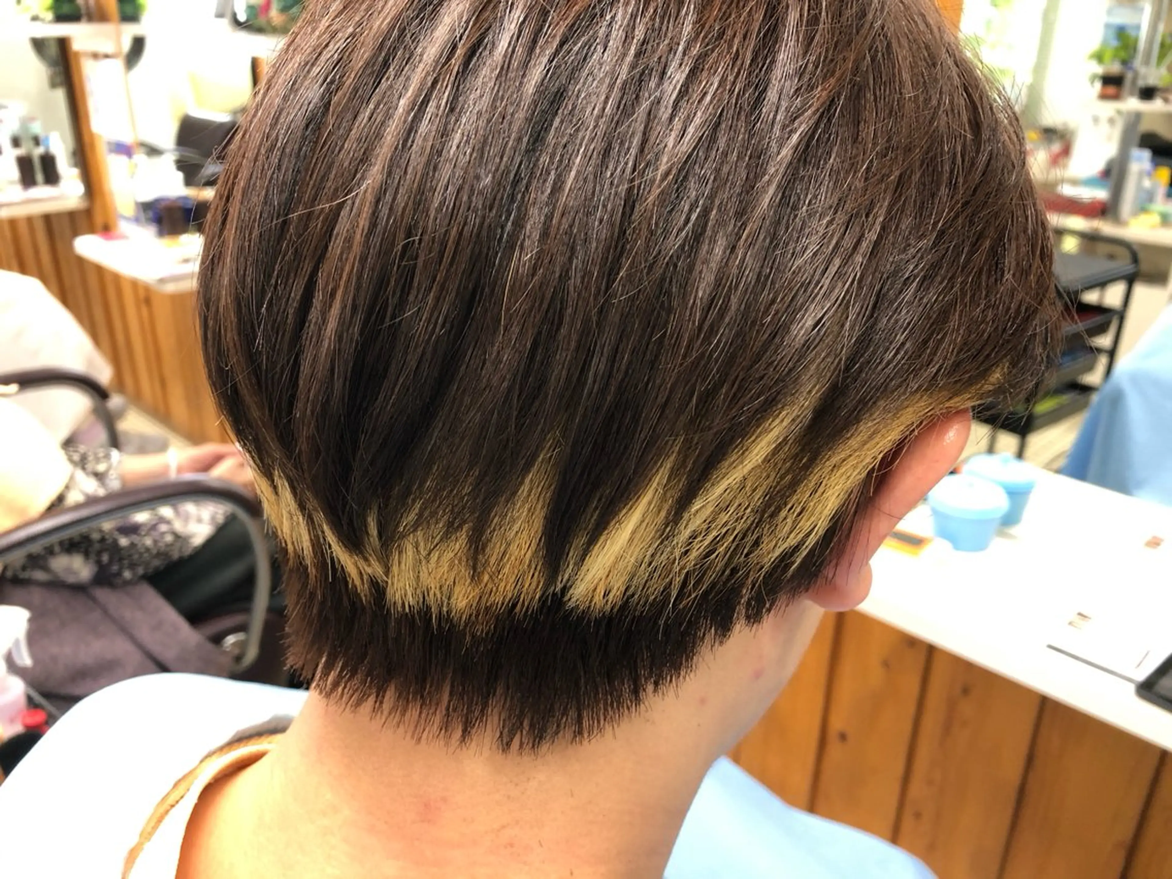 カラー ビューティーサロン　ニシムラ所属・ビューティーサロン ニシムラのヘアスタイル