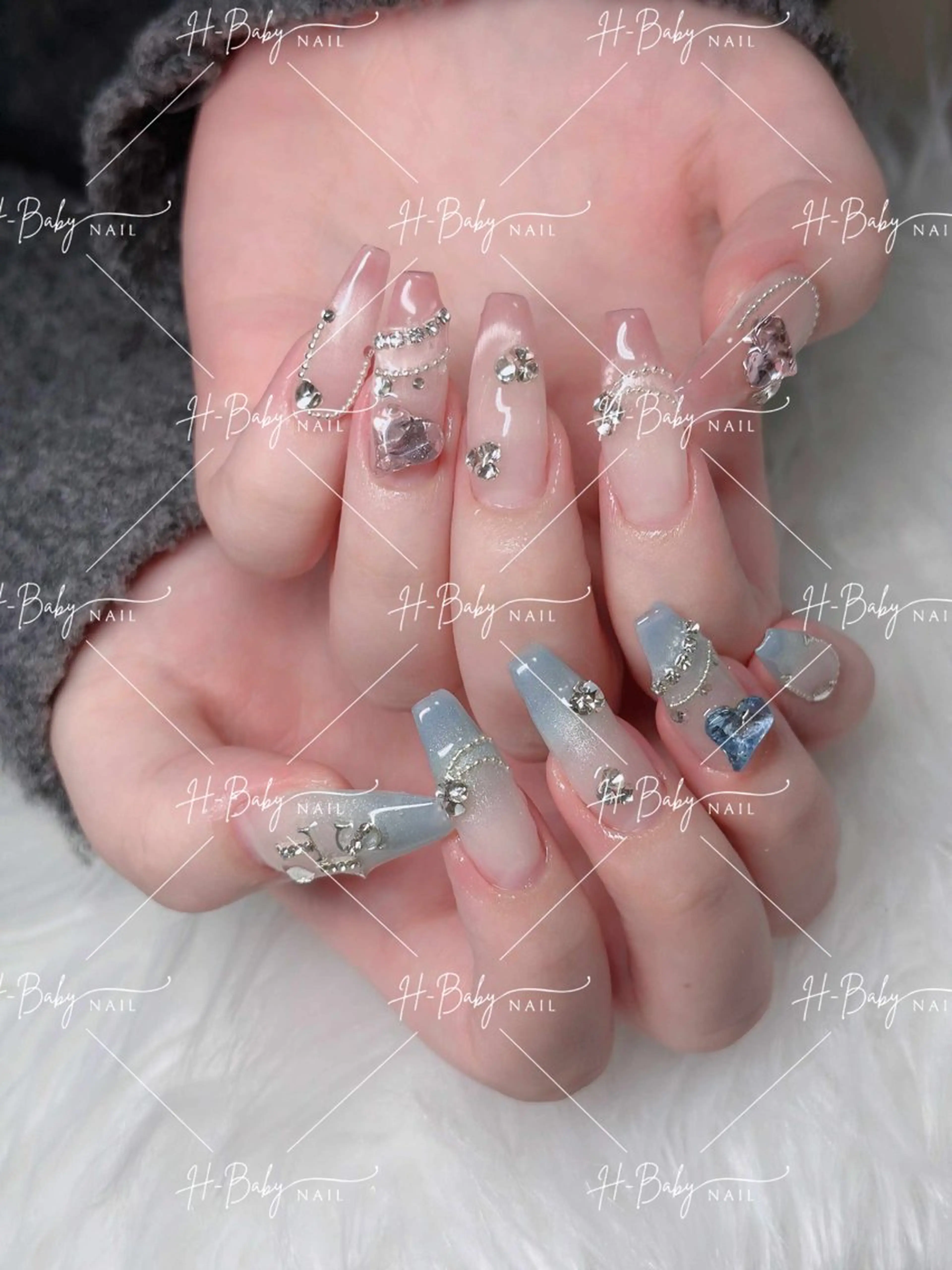ネイル フレンチネイル ジェルネイル ハロウィン キラキラネイル 韓国ネイル ハンドネイル H.baby Nail Salonのネイルデザイン